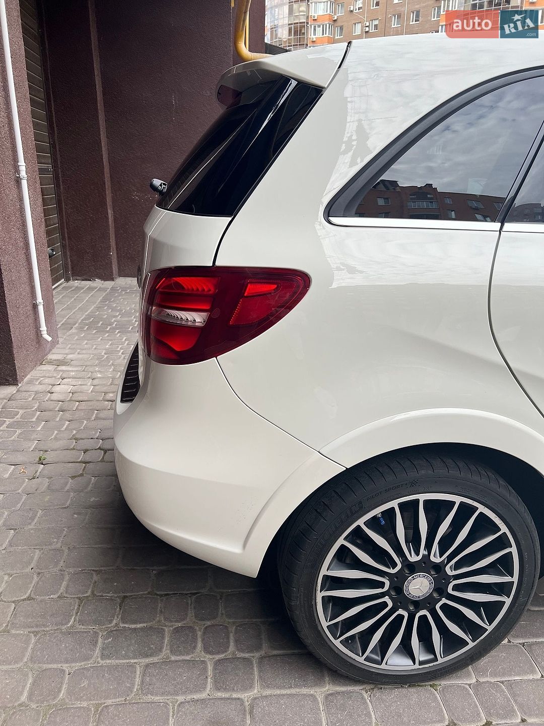 Mercedes-Benz B-Class 2015 VIN WDD2428901J008607 фото оголошення 7 з 50