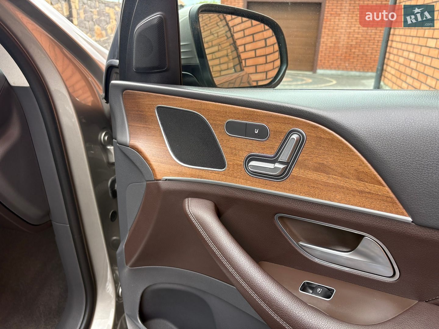Mercedes-Benz GLE-Class 2019 VIN WDC1671191A129957 фото оголошення 14 з 38