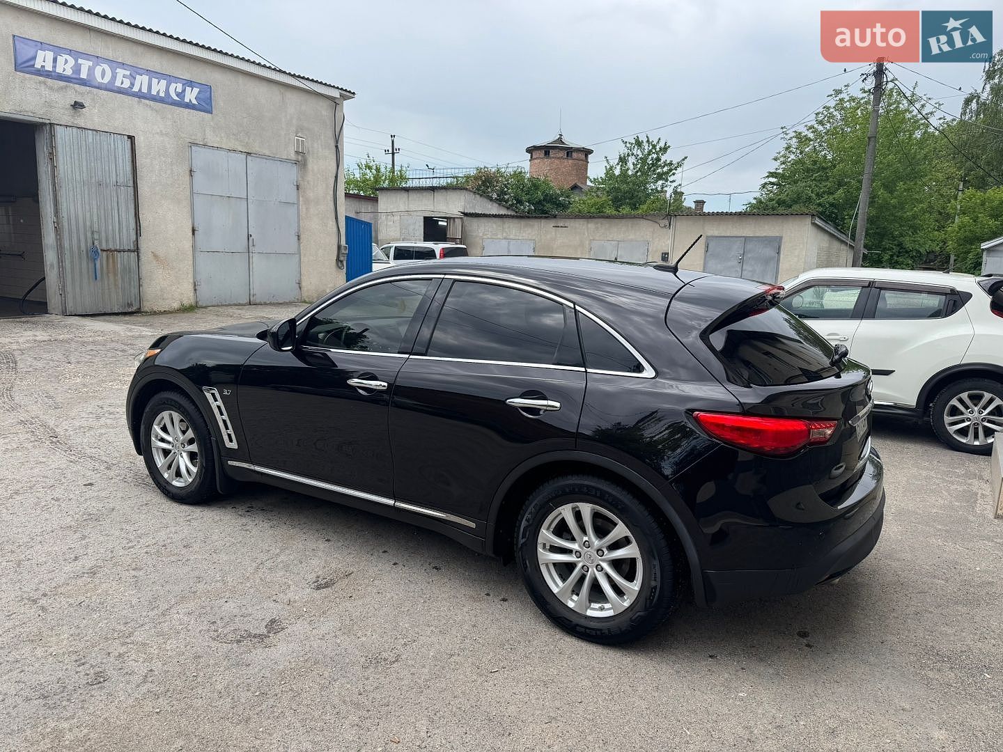 Infiniti QX70 2013 VIN JN8CS1MW8EM411873 фото оголошення 7 з 30