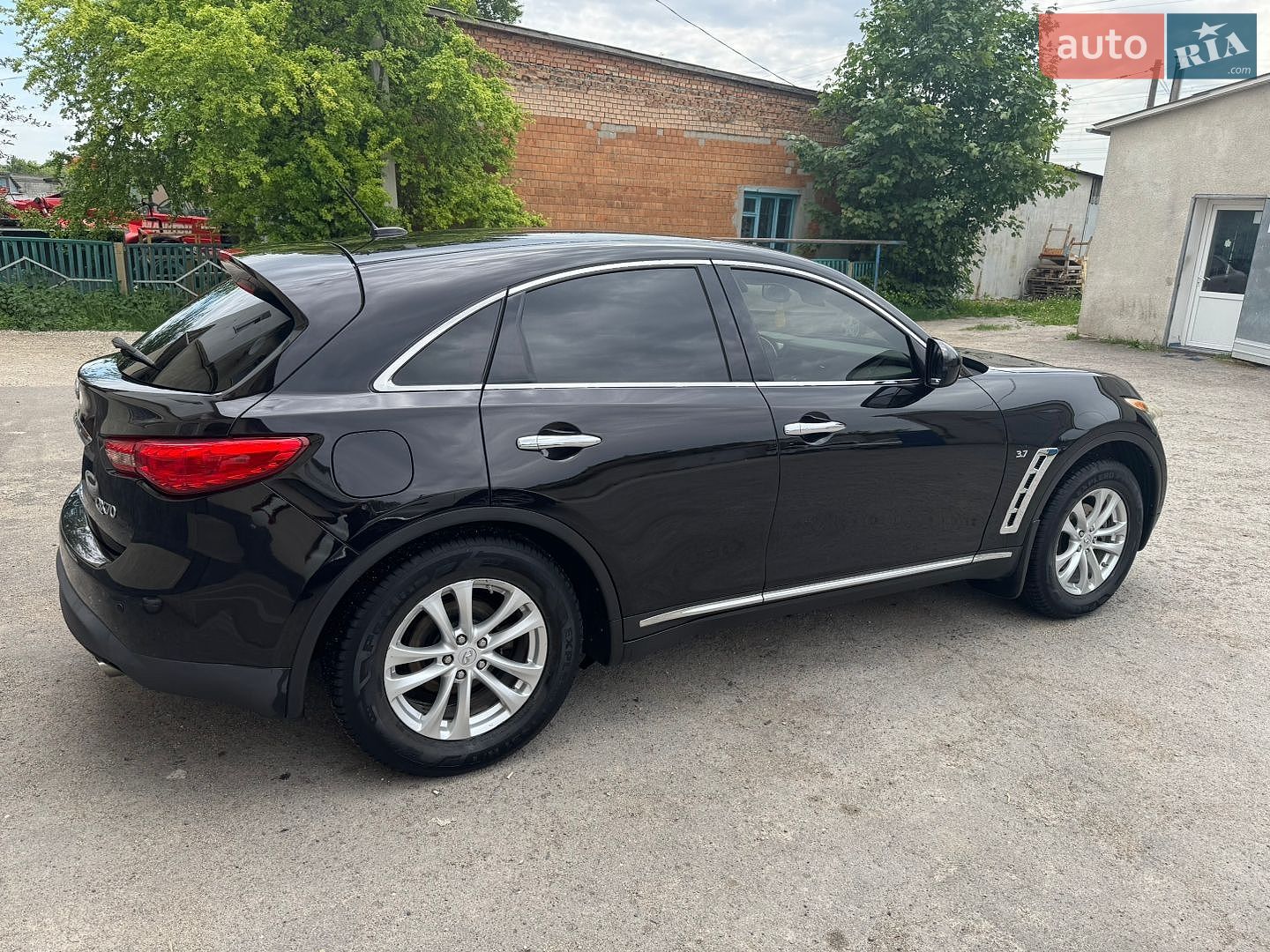 Infiniti QX70 2013 VIN JN8CS1MW8EM411873 фото оголошення 9 з 30
