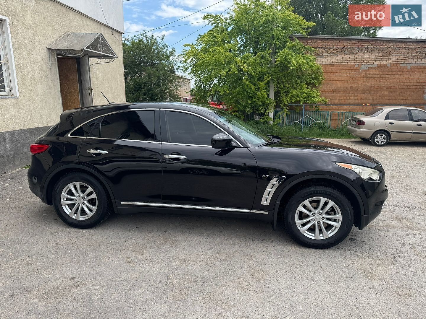 Infiniti QX70 2013 VIN JN8CS1MW8EM411873 фото оголошення 10 з 30