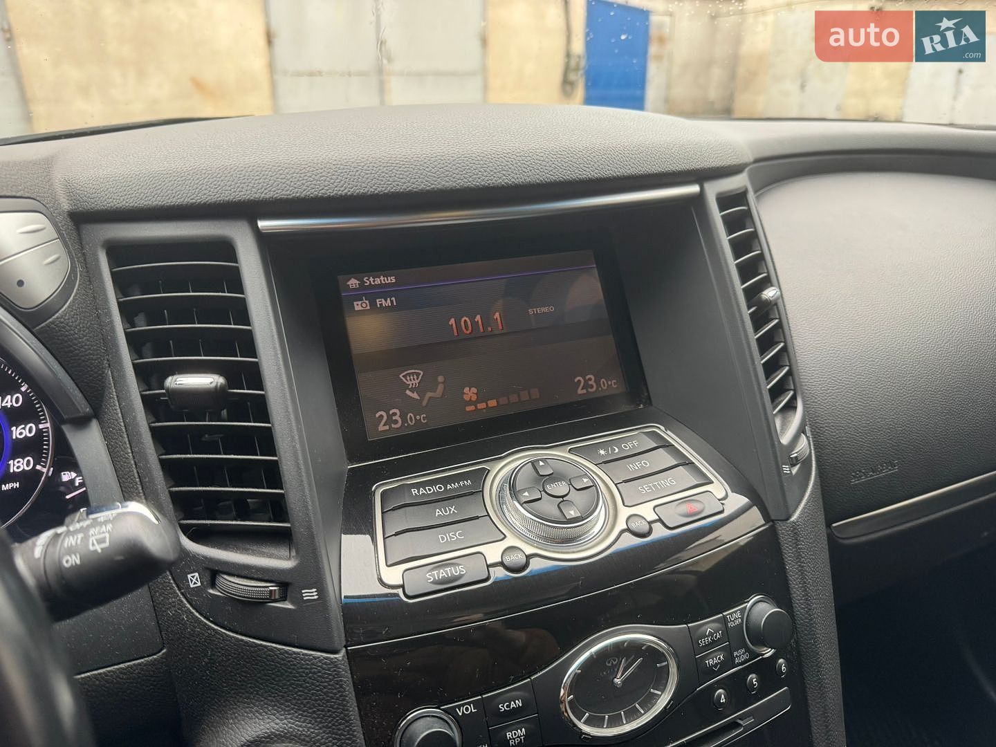 Infiniti QX70 2013 VIN JN8CS1MW8EM411873 фото оголошення 16 з 36