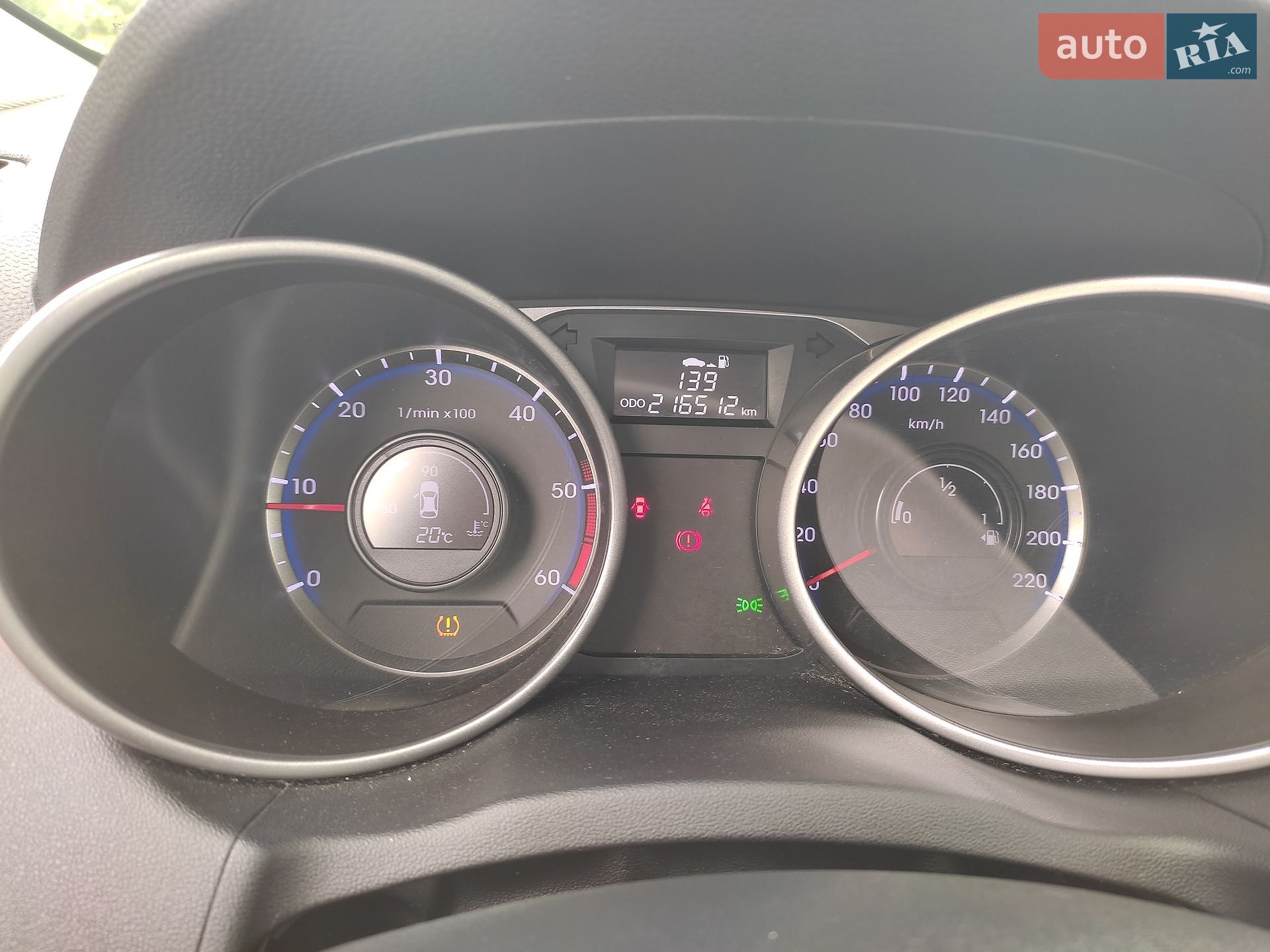 Hyundai ix35 2014 VIN TMAJU81UAFJ666490 фото оголошення 28 з 46
