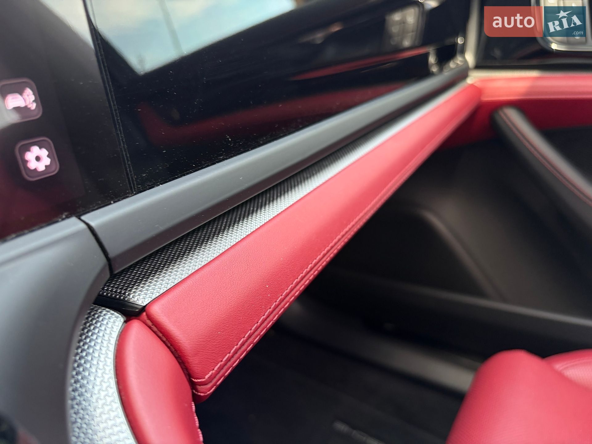 Porsche Panamera 2024 VIN WP0ZZZYAZSL045194 фото оголошення 12 з 135