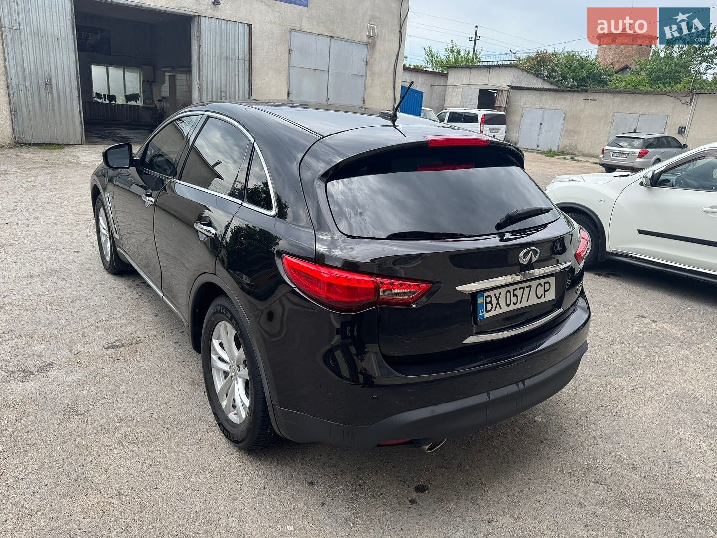 Infiniti QX70 2013 VIN JN8CS1MW8EM411873 фото оголошення 5 з 30