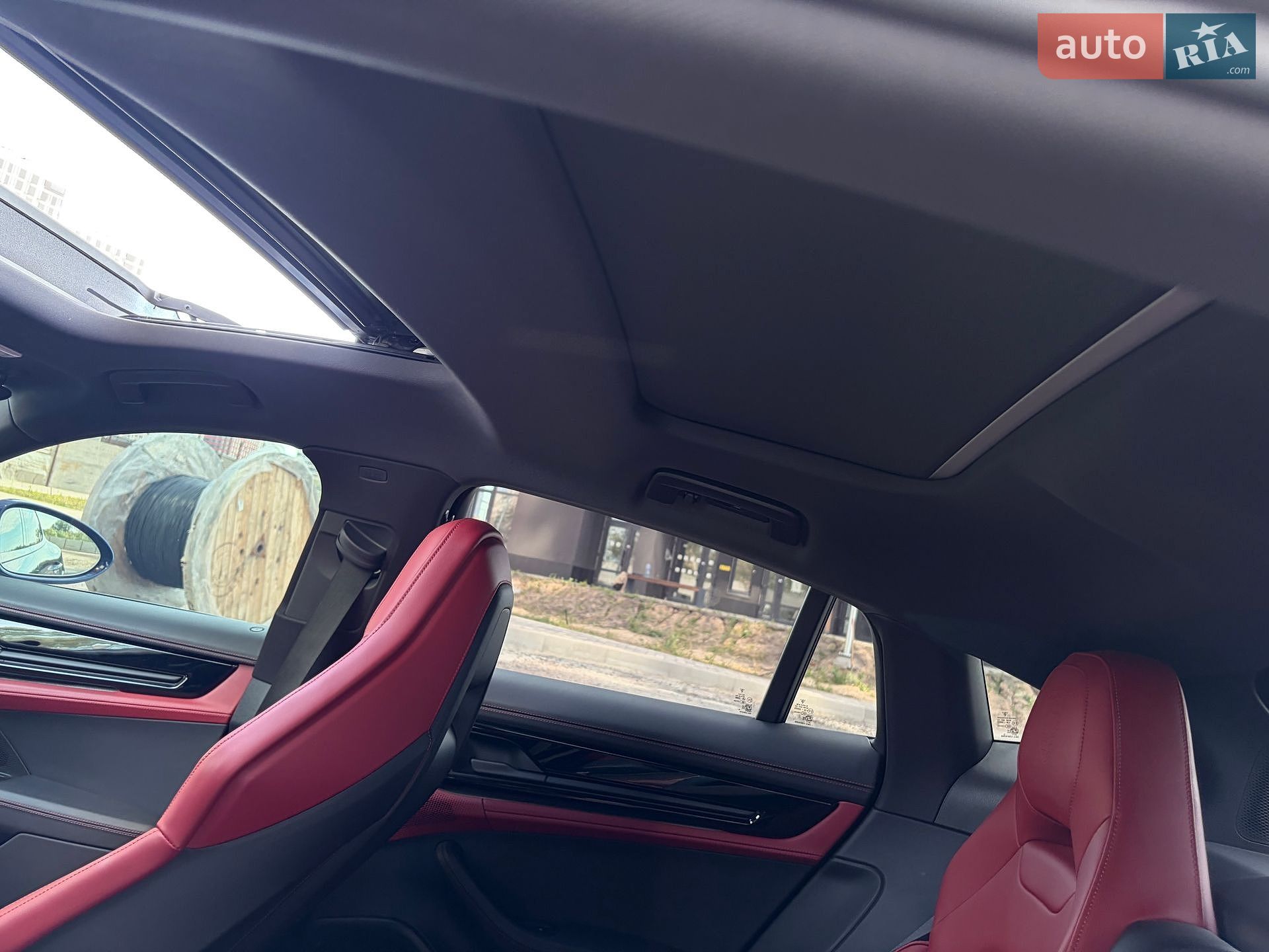Porsche Panamera 2024 VIN WP0ZZZYAZSL045194 фото оголошення 31 з 135