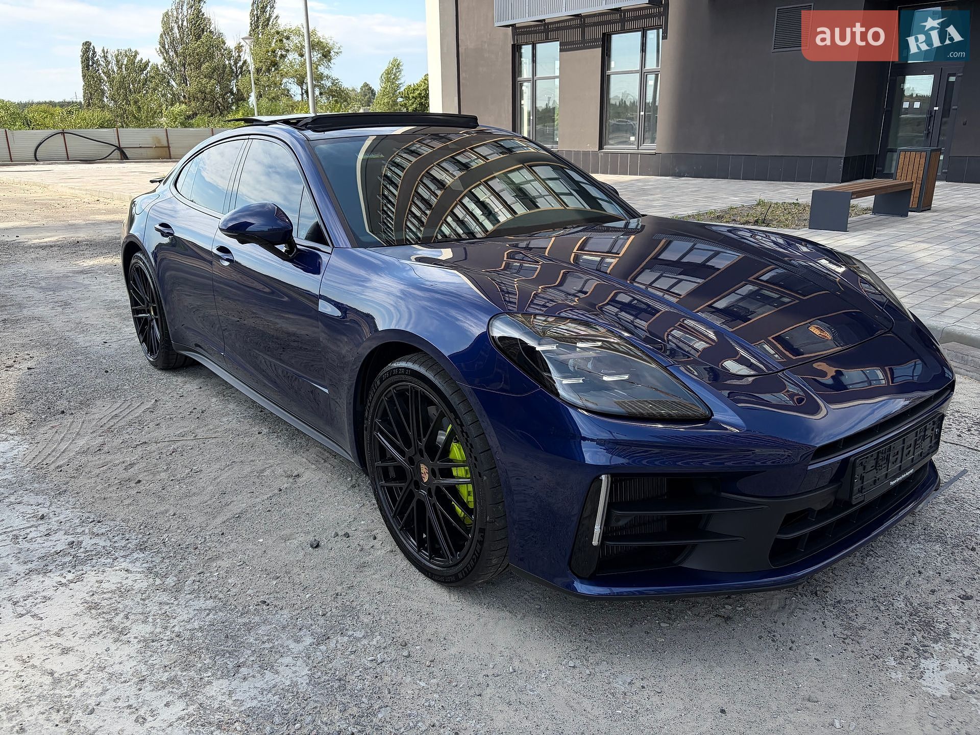Porsche Panamera 2024 VIN WP0ZZZYAZSL045194 фото оголошення 38 з 135