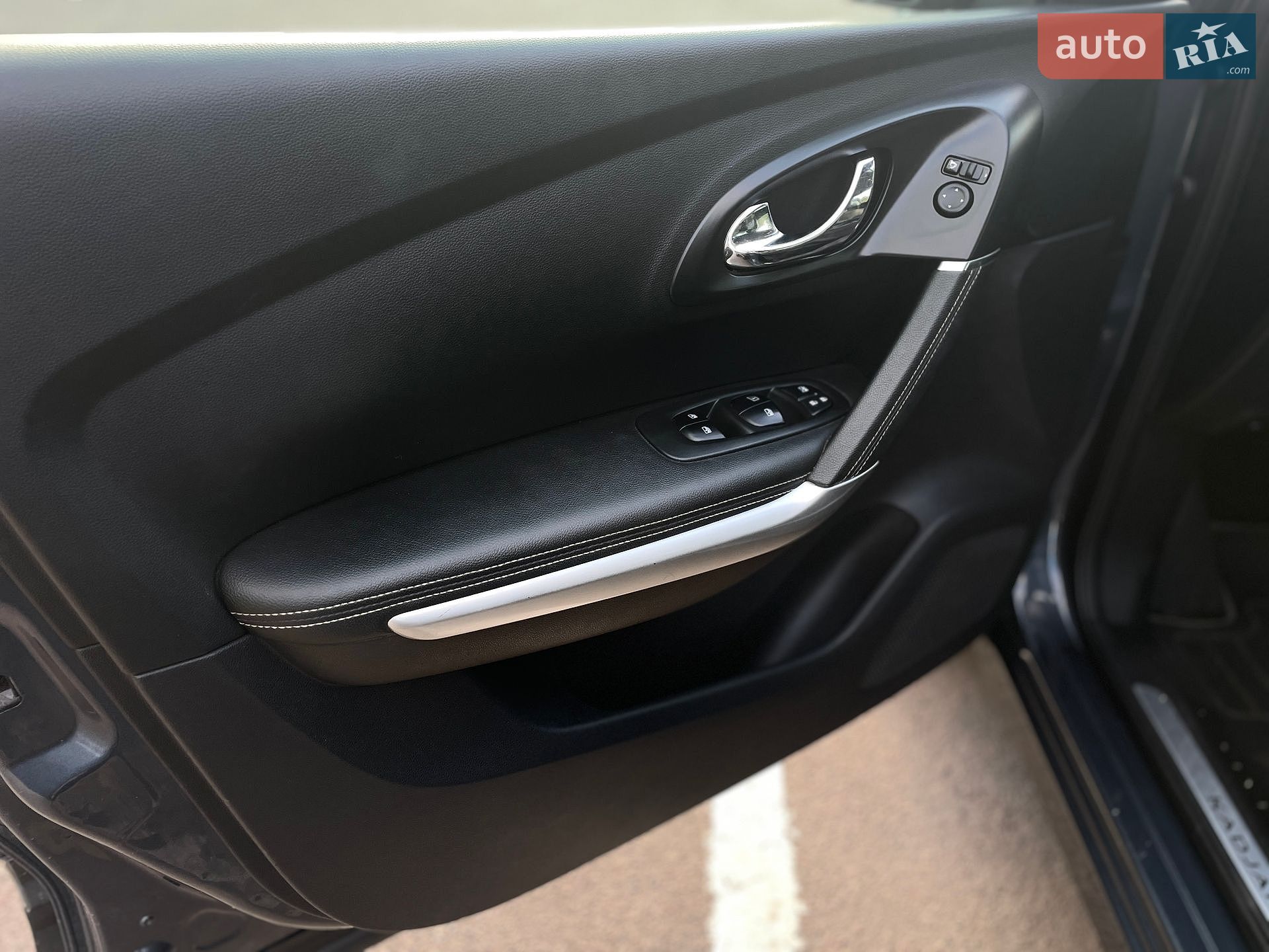 Renault Kadjar 2016 VIN VF1RFE00755089979 фото оголошення 14 з 24