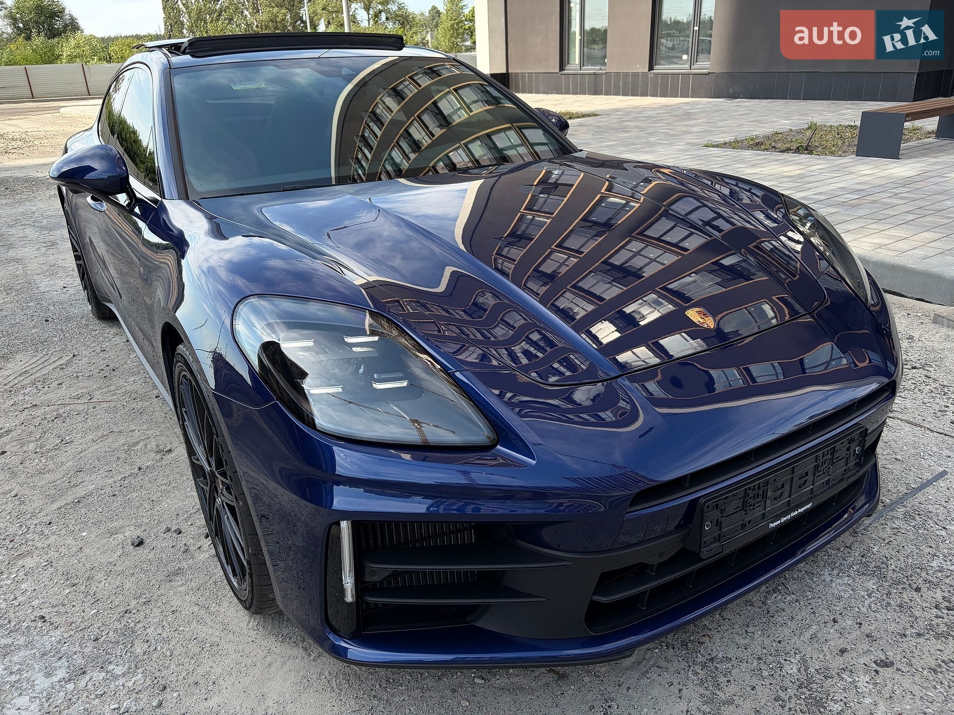 Porsche Panamera 2024 VIN WP0ZZZYAZSL045194 фото оголошення 43 з 135