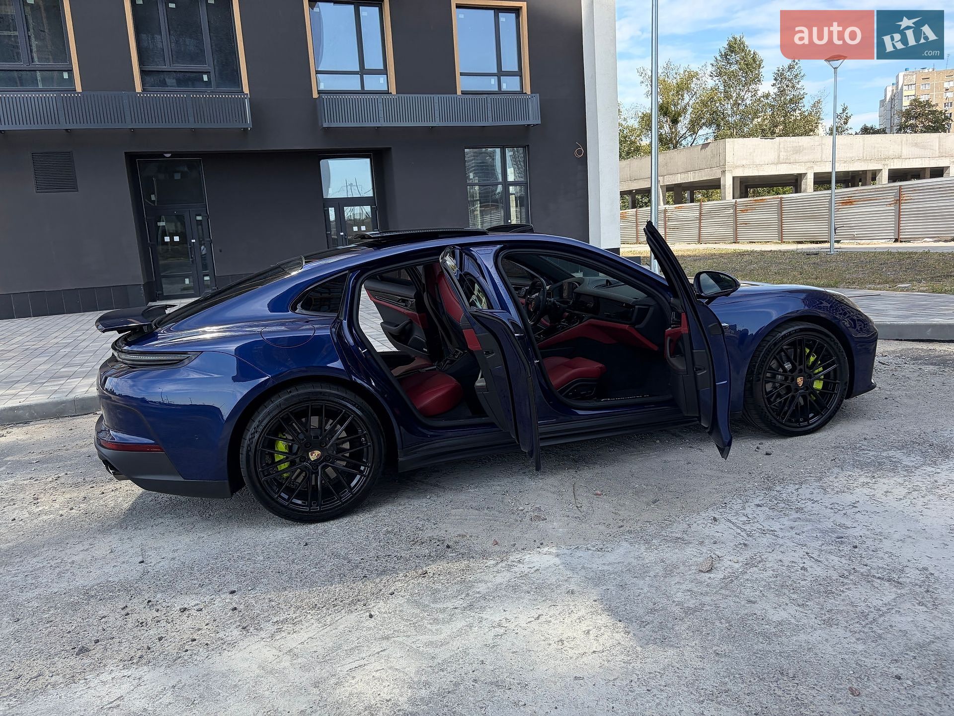 Porsche Panamera 2024 VIN WP0ZZZYAZSL045194 фото оголошення 114 з 135