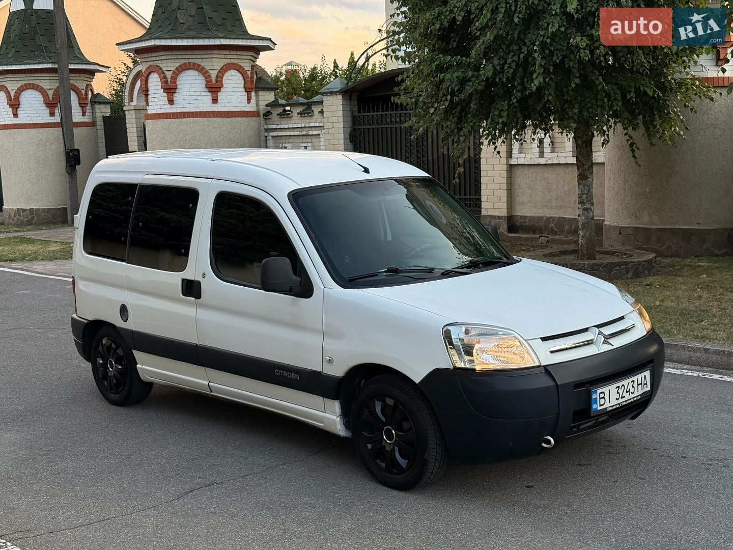 Citroen Berlingo 2007 VIN VF7GJKFWC93412477 фото оголошення 4 з 24