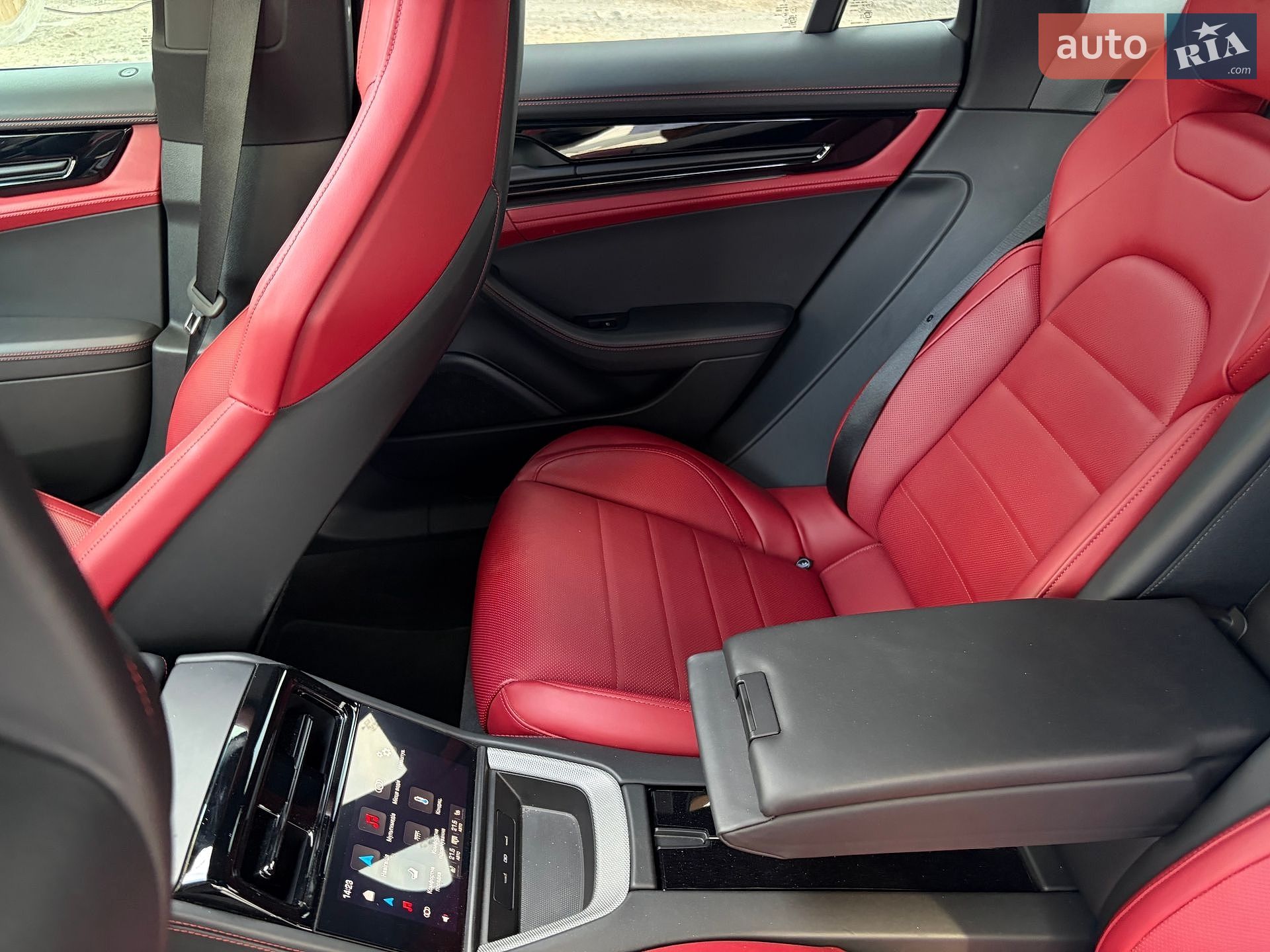 Porsche Panamera 2024 VIN WP0ZZZYAZSL045194 фото оголошення 124 з 135
