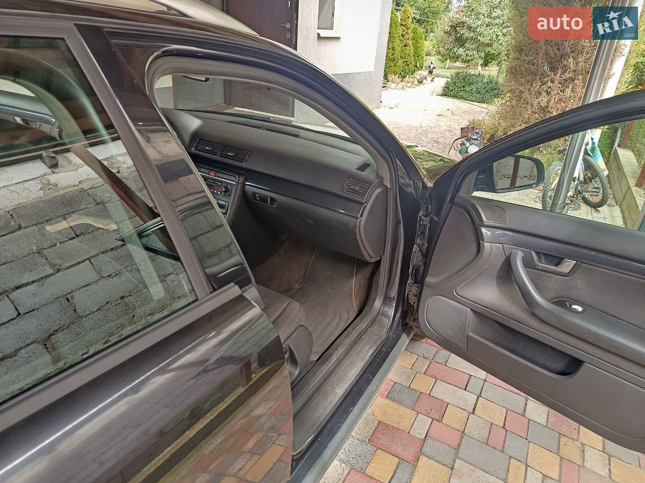 AUDI A4 2003 VIN WAUZZZ8E13A318626 фото оголошення 11 з 12