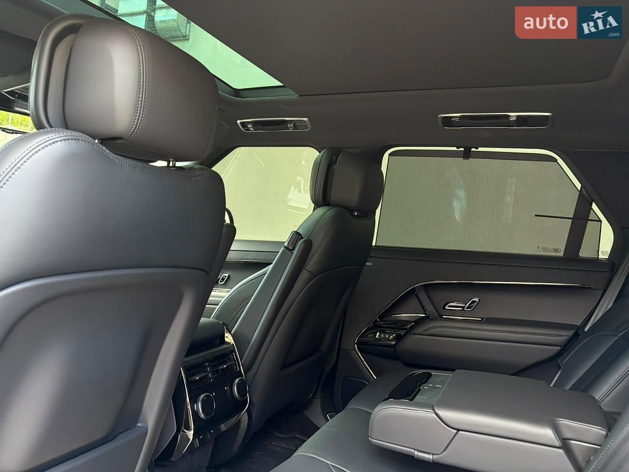Land Rover Range Rover Sport 2025 VIN SAL1A2BW9SA486909 фото оголошення 90 з 130