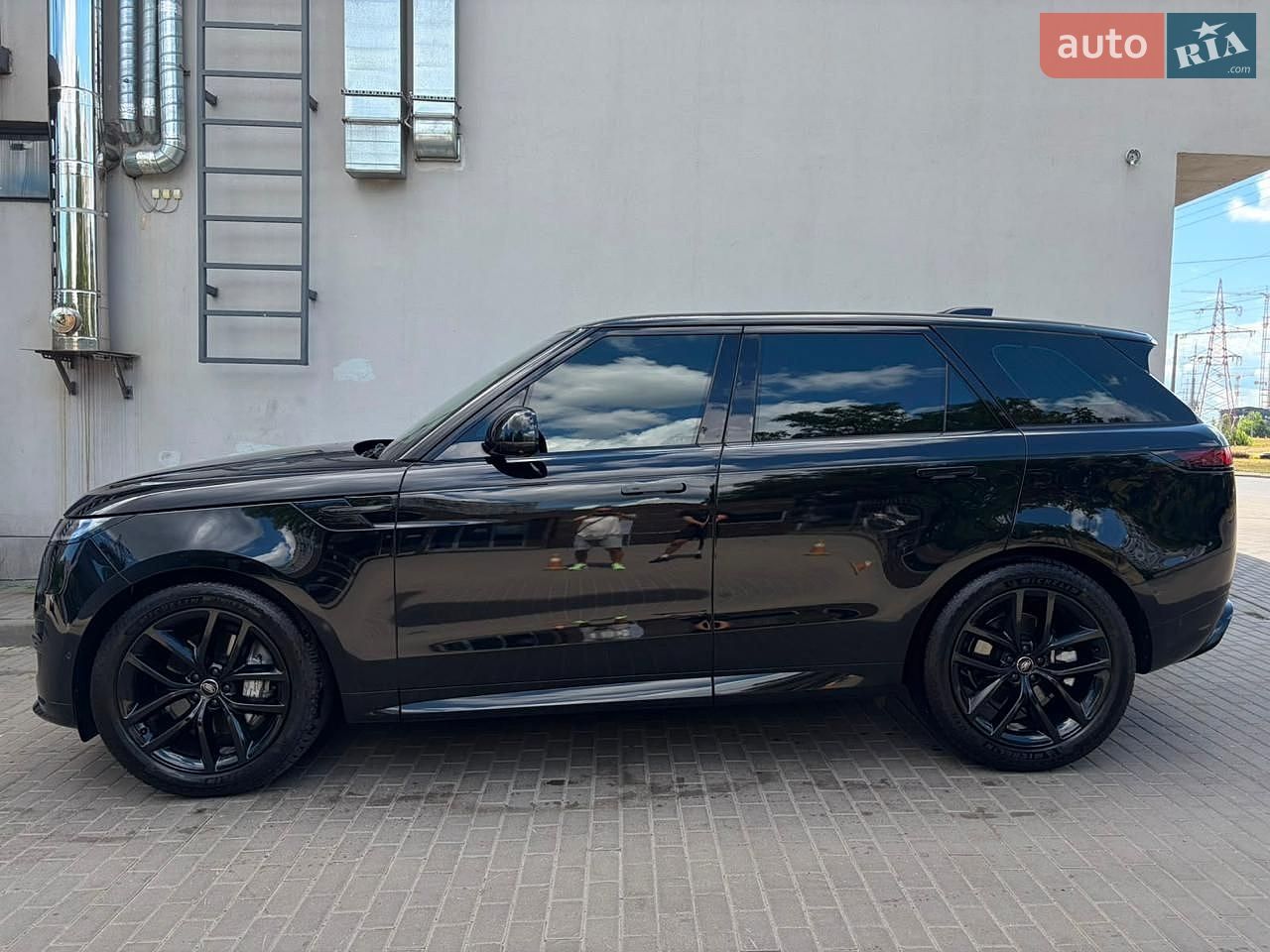Land Rover Range Rover Sport 2025 VIN SAL1A2BW9SA486909 фото оголошення 114 з 130