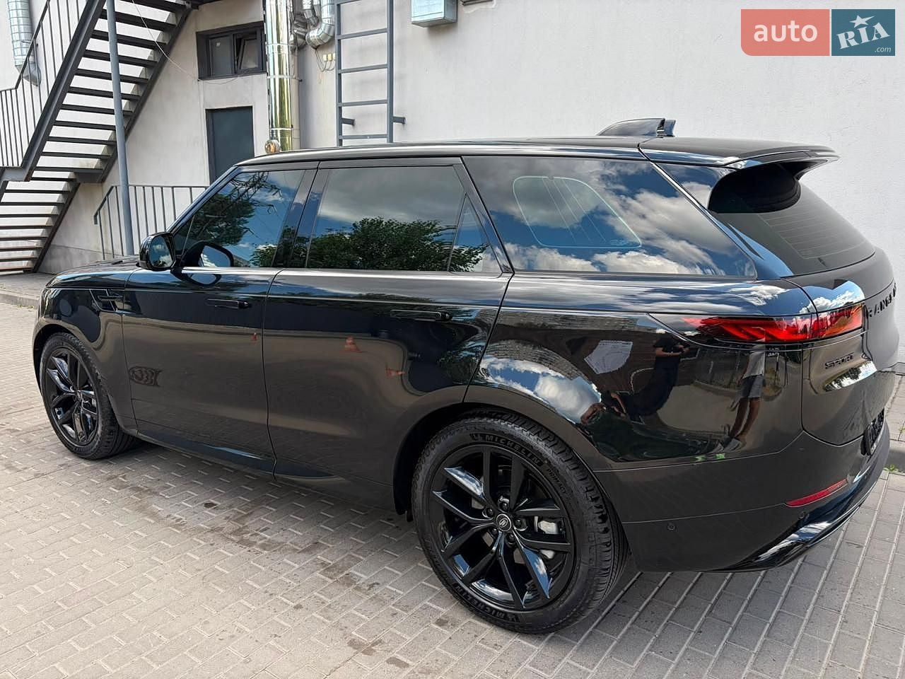Land Rover Range Rover Sport 2025 VIN SAL1A2BW9SA486909 фото оголошення 117 з 130