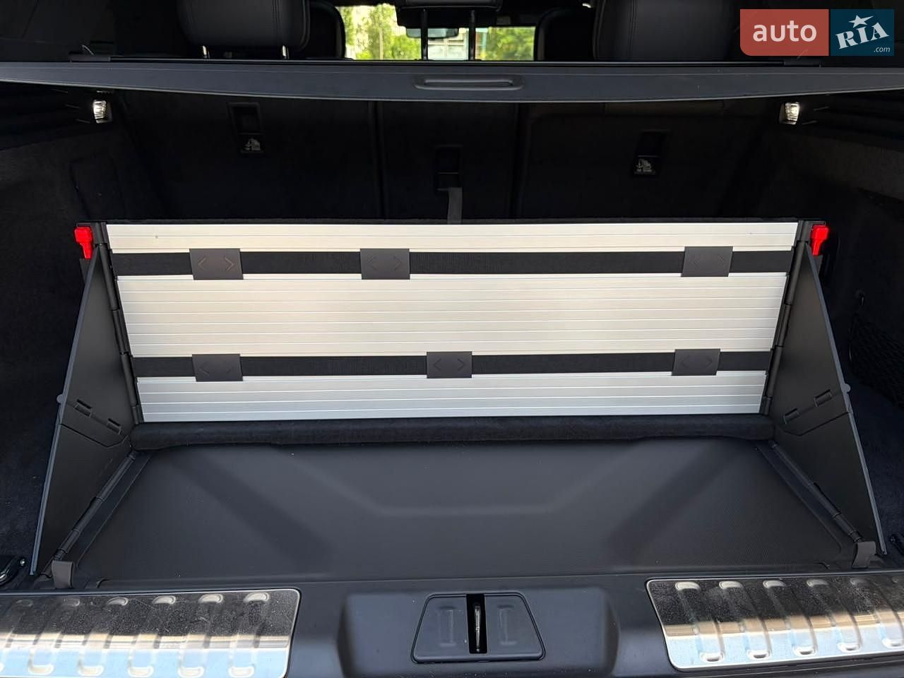 Land Rover Range Rover Sport 2025 VIN SAL1A2BW9SA486909 фото оголошення 126 з 130