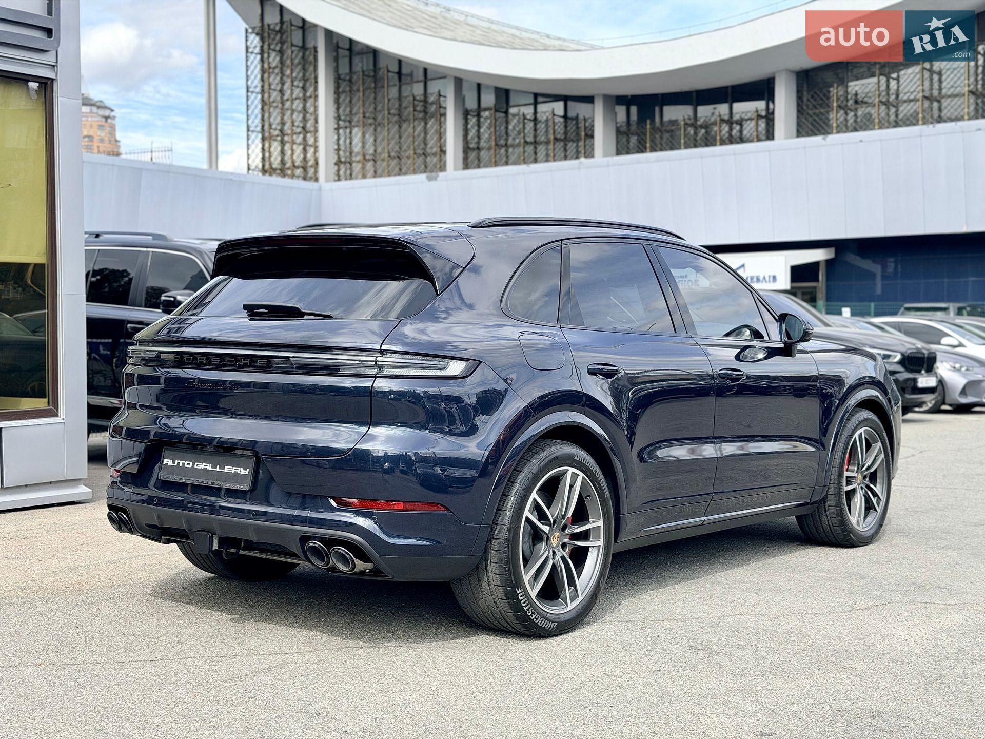 Porsche Cayenne 2024 VIN WP1AM2AY6RDA48230 фото оголошення 8 з 40