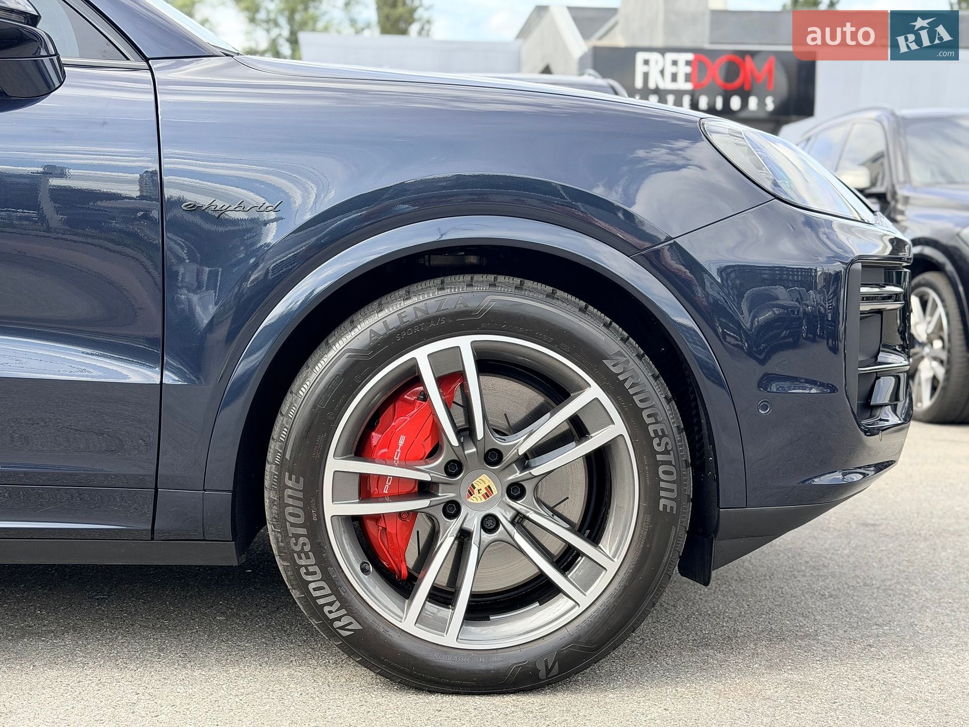 Porsche Cayenne 2024 VIN WP1AM2AY6RDA48230 фото оголошення 11 з 40