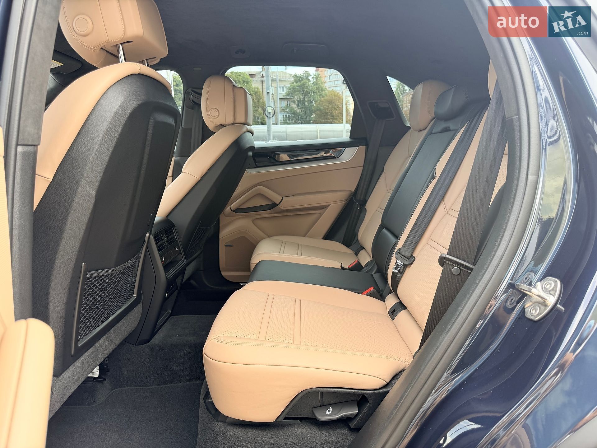 Porsche Cayenne 2024 VIN WP1AM2AY6RDA48230 фото оголошення 24 з 40