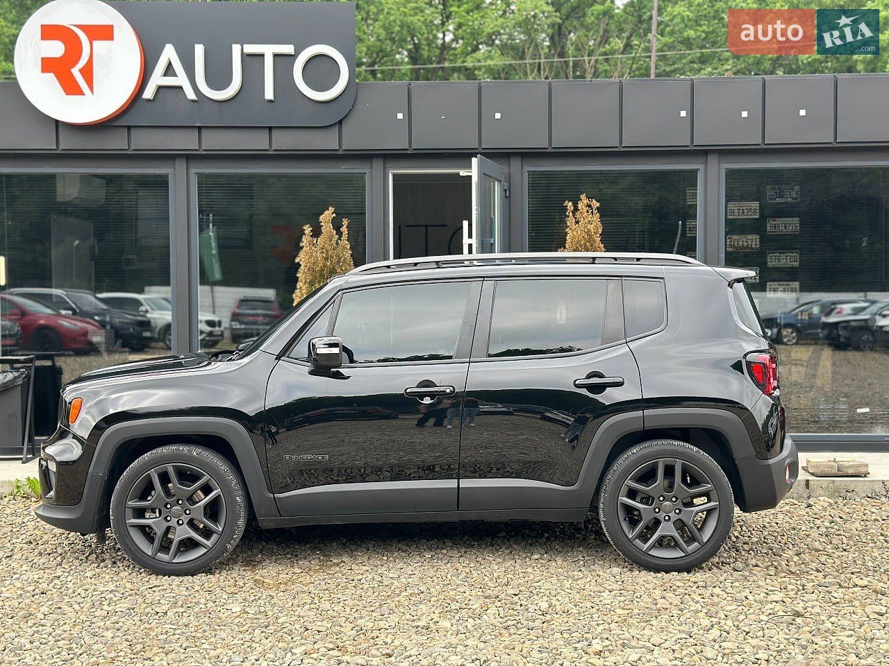 Jeep Renegade 2019 VIN ZACNJAB18KPK16834 фото оголошення 2 з 24