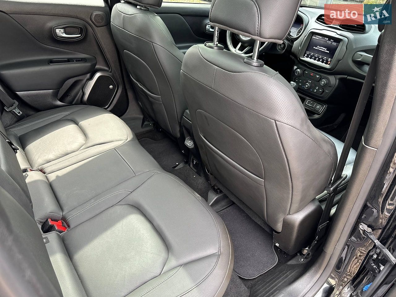 Jeep Renegade 2019 VIN ZACNJAB18KPK16834 фото оголошення 22 з 24