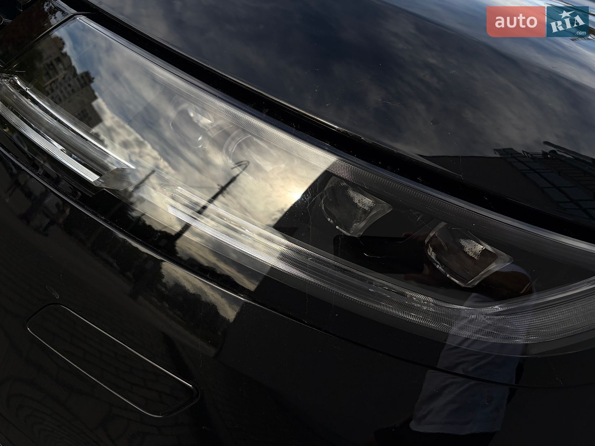 Land Rover Range Rover Sport 2025 VIN SAL1A2BW9SA486909 фото оголошення 5 з 130