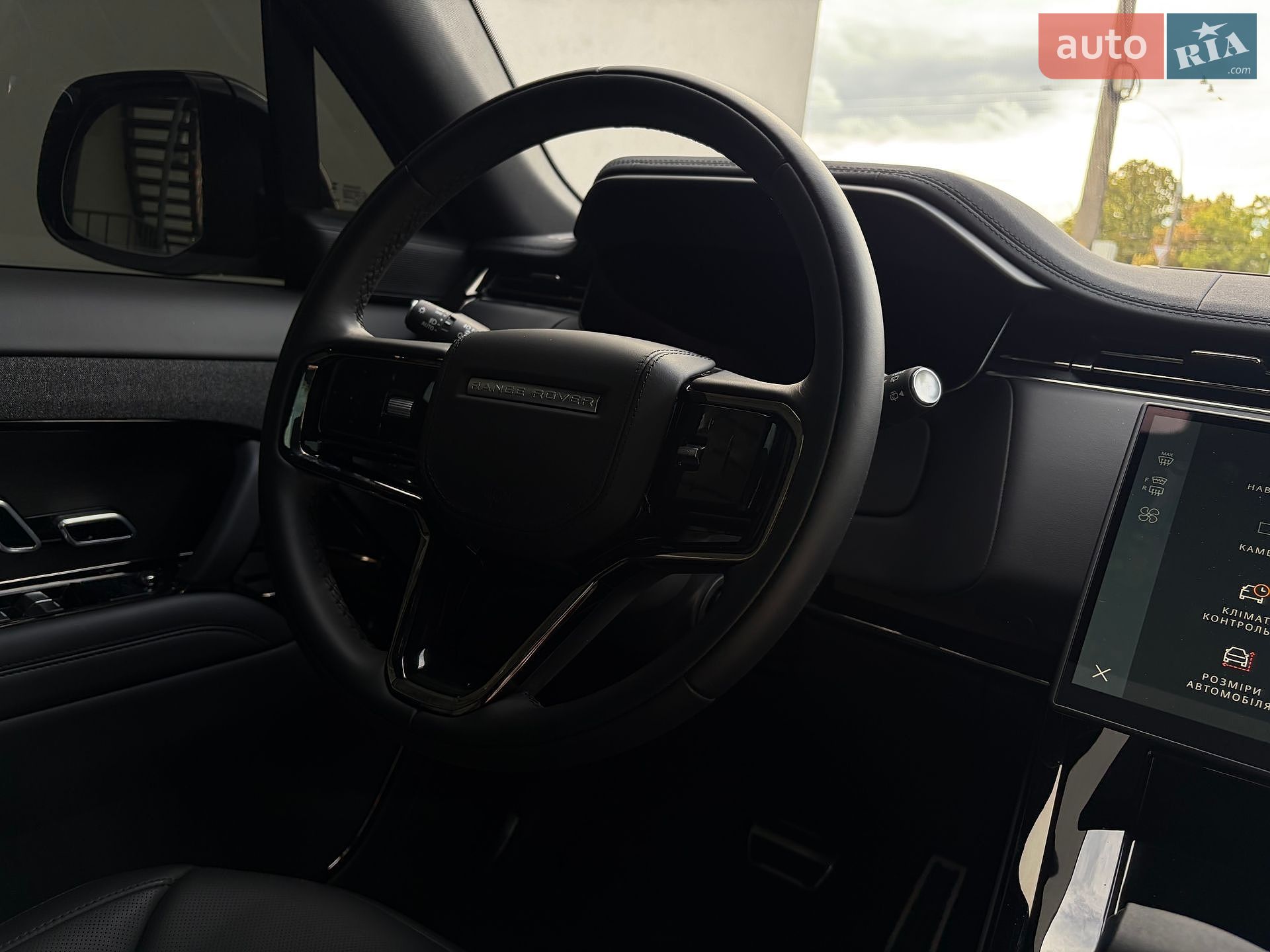 Land Rover Range Rover Sport 2025 VIN SAL1A2BW9SA486909 фото оголошення 20 з 130