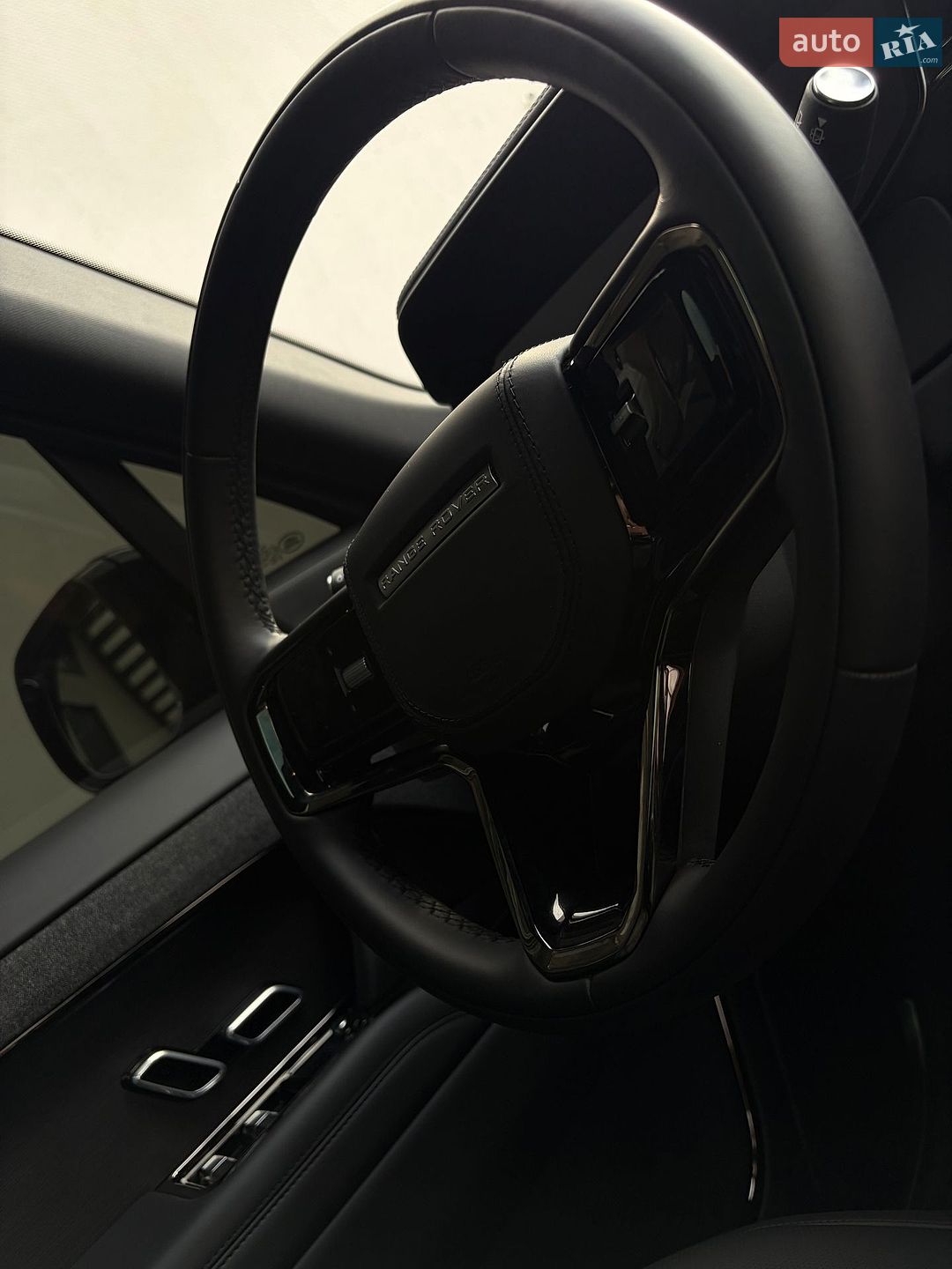 Land Rover Range Rover Sport 2025 VIN SAL1A2BW9SA486909 фото оголошення 25 з 130