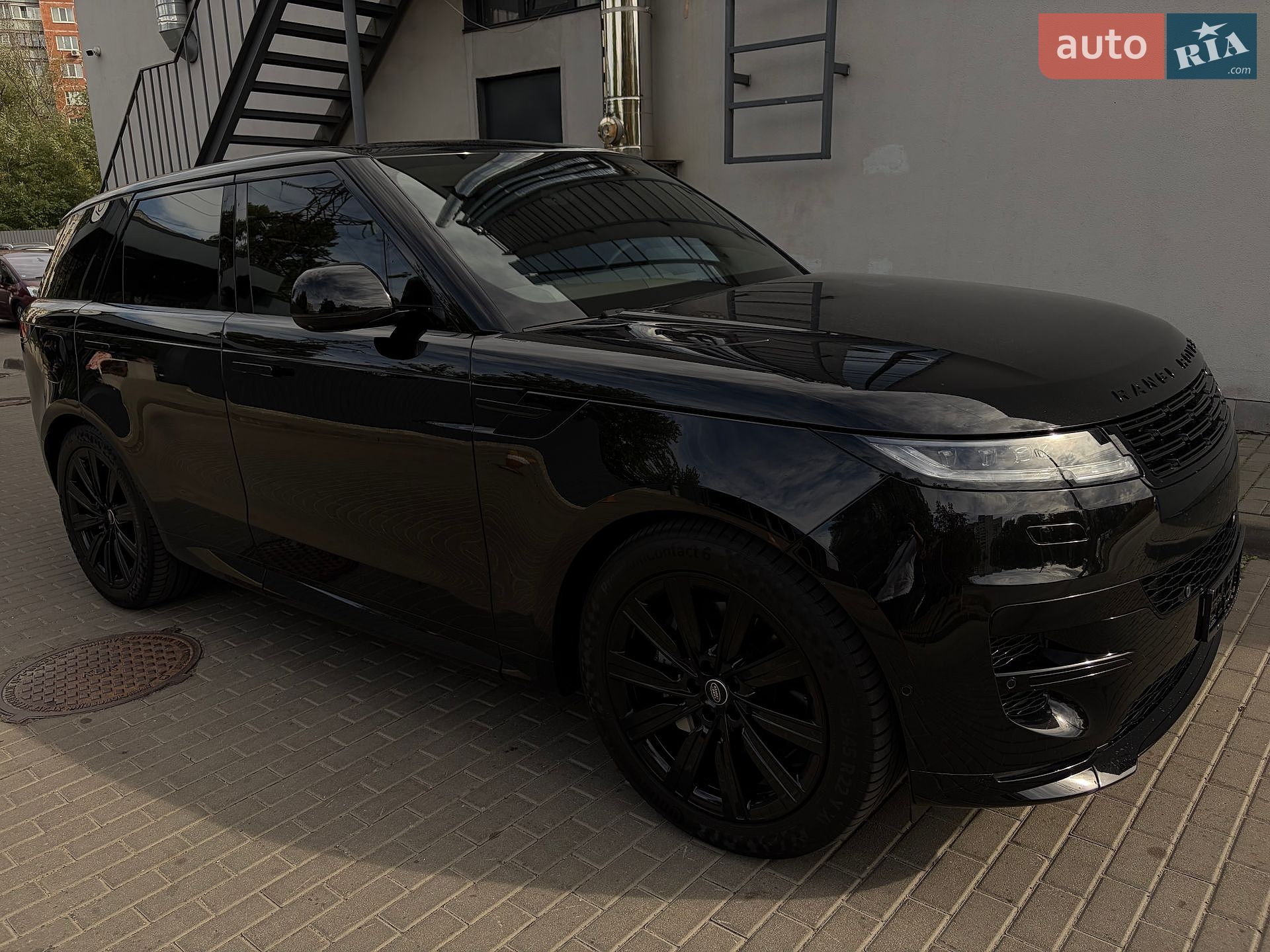 Land Rover Range Rover Sport 2025 VIN SAL1A2BW9SA486909 фото оголошення 36 з 130