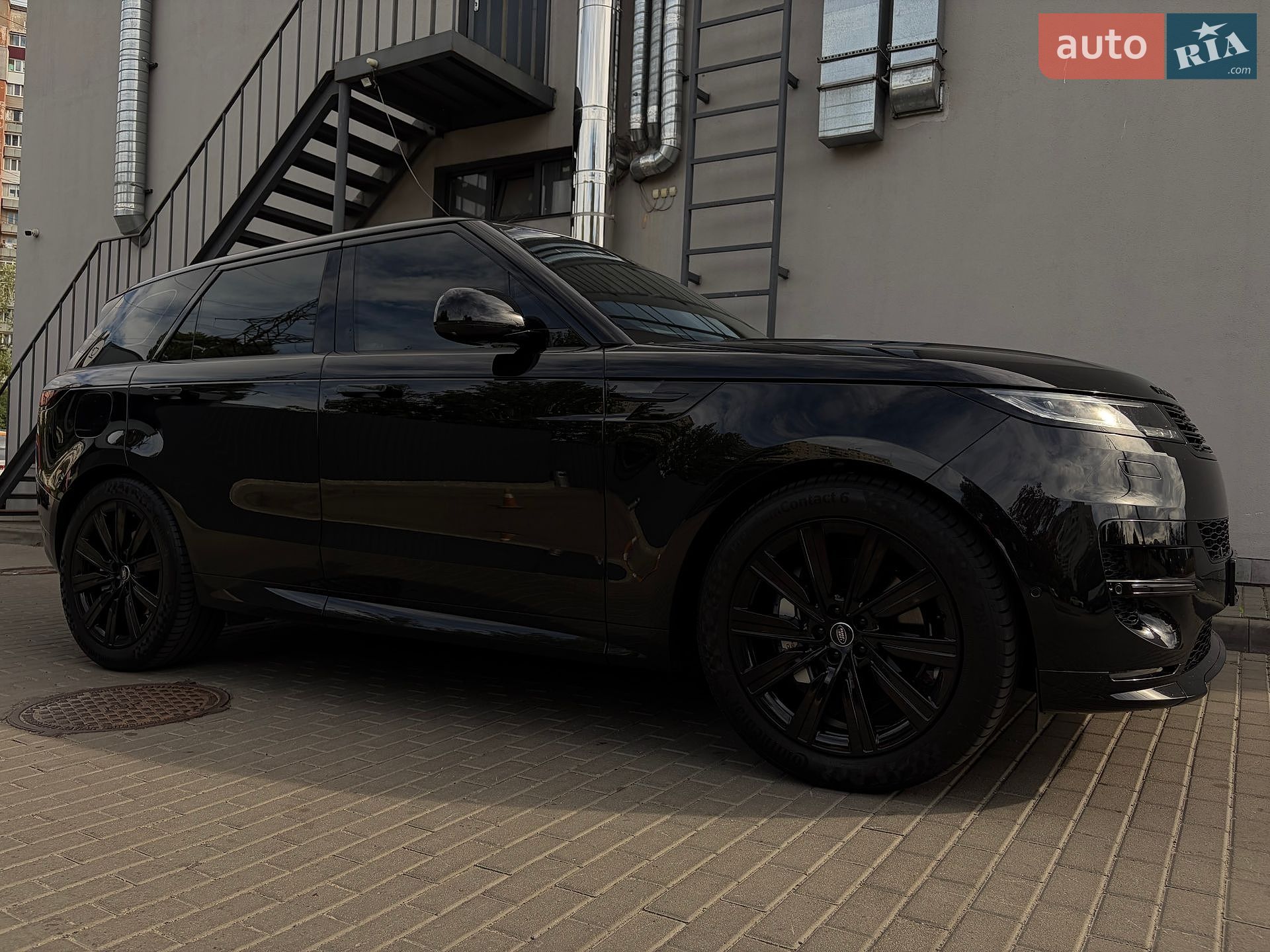 Land Rover Range Rover Sport 2025 VIN SAL1A2BW9SA486909 фото оголошення 37 з 130