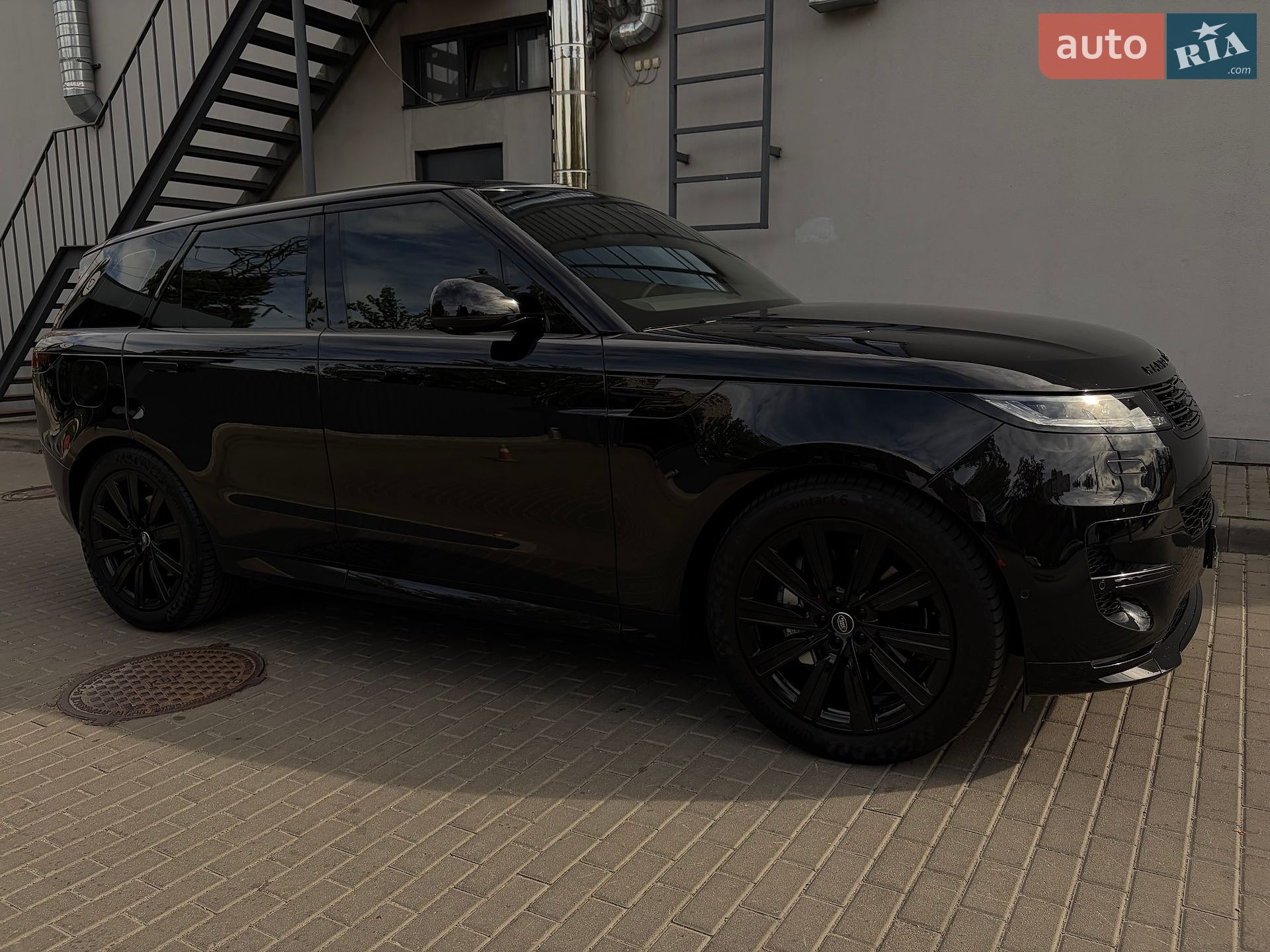 Land Rover Range Rover Sport 2025 VIN SAL1A2BW9SA486909 фото оголошення 39 з 130