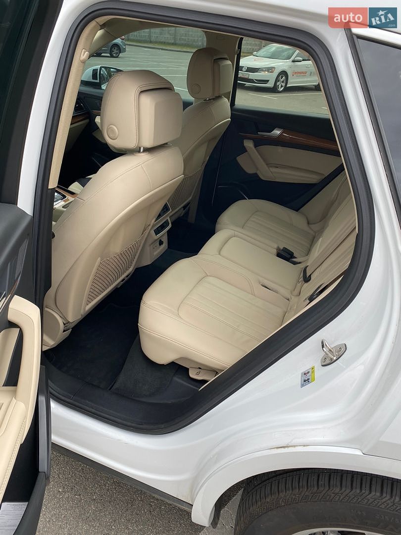 Audi Q5 2021 VIN WA1E2AFY2M2085379 фото оголошення 5 з 24