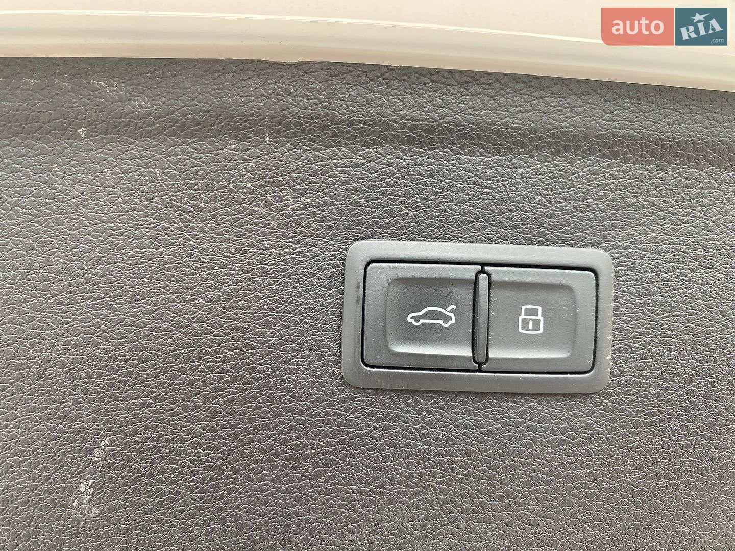 Audi Q5 2021 VIN WA1E2AFY2M2085379 фото оголошення 15 з 24