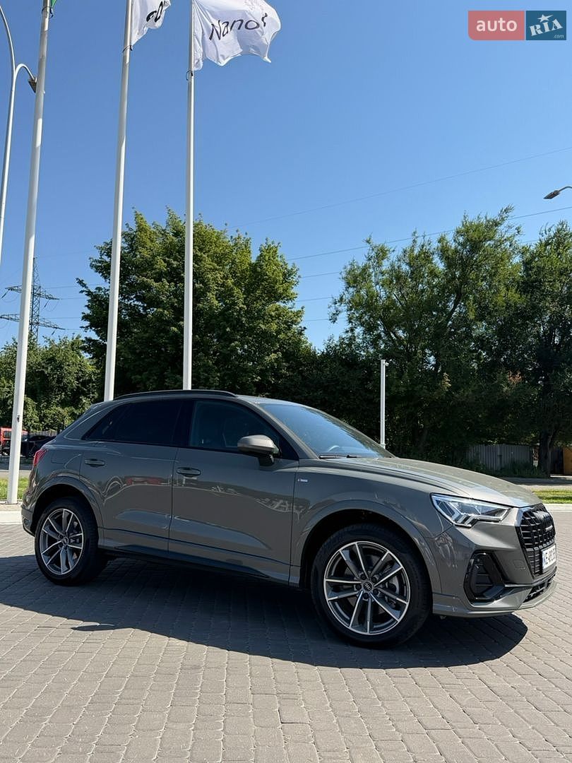 Audi Q3 2025 VIN WA1DECF34S1093294 фото оголошення 7 з 14