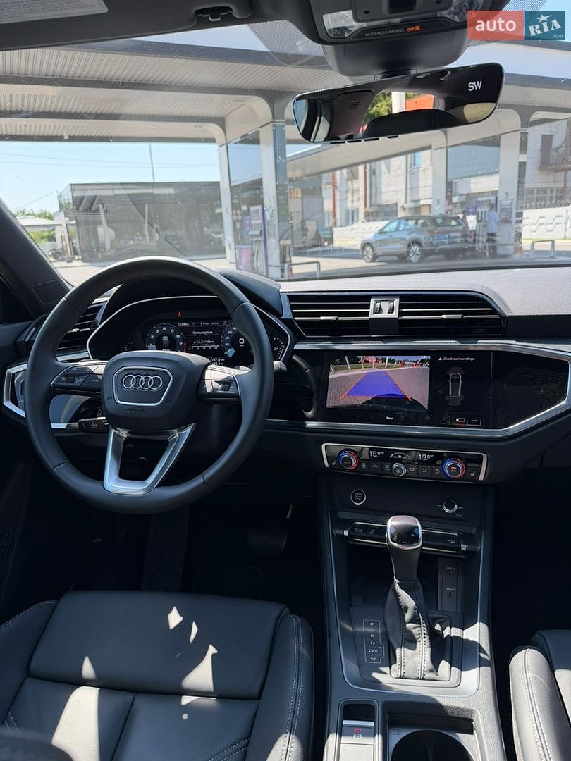 Audi Q3 2025 VIN WA1DECF34S1093294 фото оголошення 11 з 14