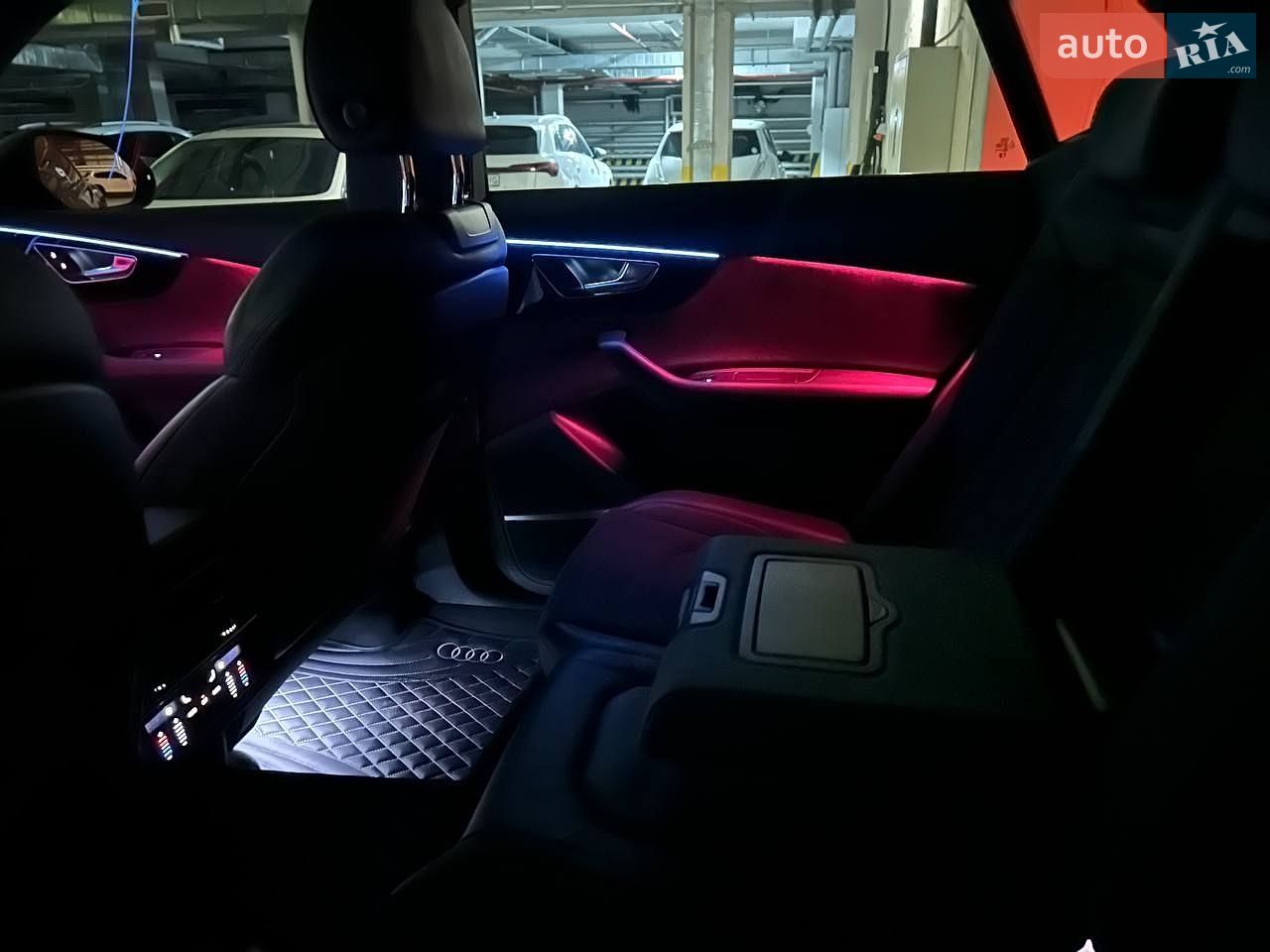 Audi Q8 2023 VIN WAUZZZF11PD035518 фото оголошення 14 з 52