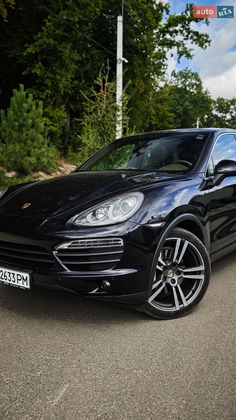 Porsche Cayenne 2012 VIN WP1ZZZ92ZCLA49563 фото оголошення 5 з 15