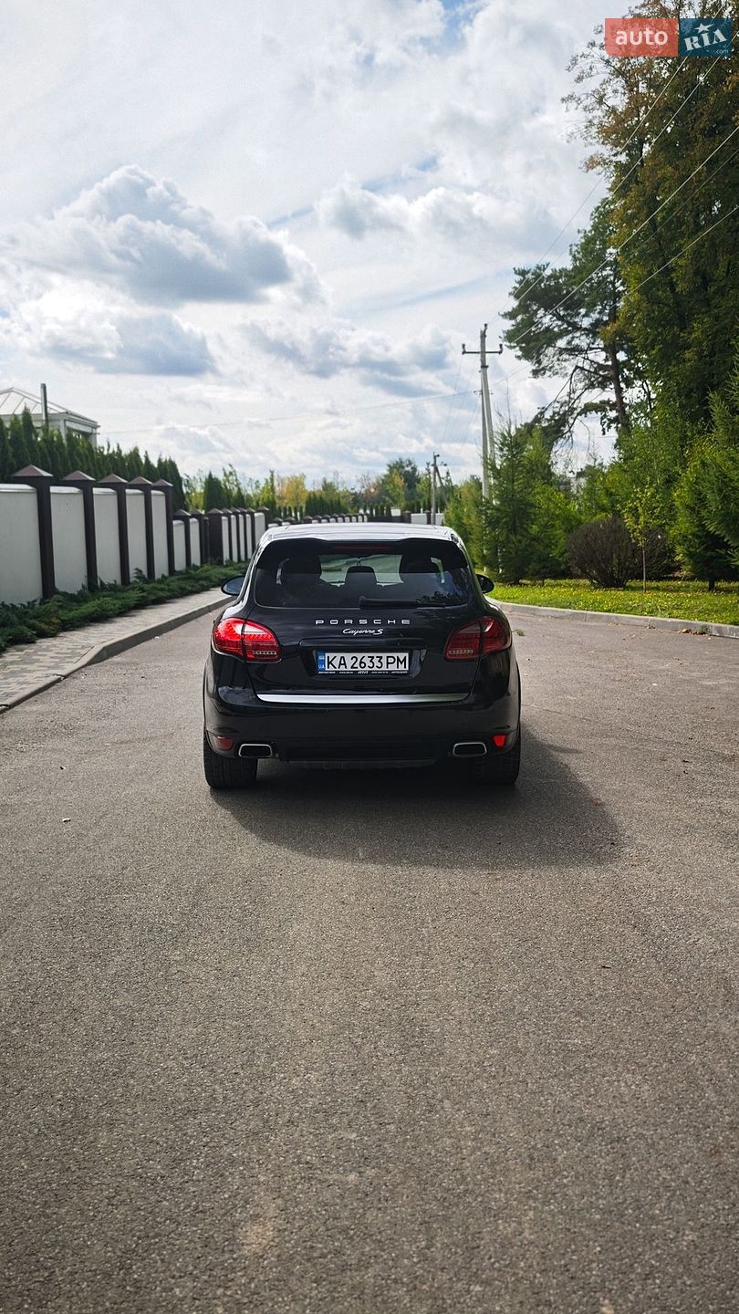 Porsche Cayenne 2012 VIN WP1ZZZ92ZCLA49563 фото оголошення 11 з 15