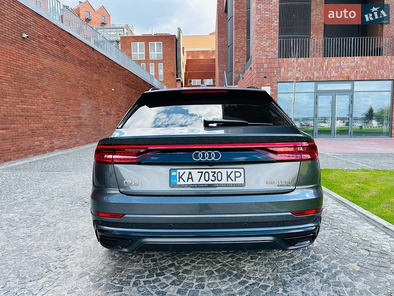 Audi Q8 2023 VIN WAUZZZF11PD035518 фото оголошення 50 з 52