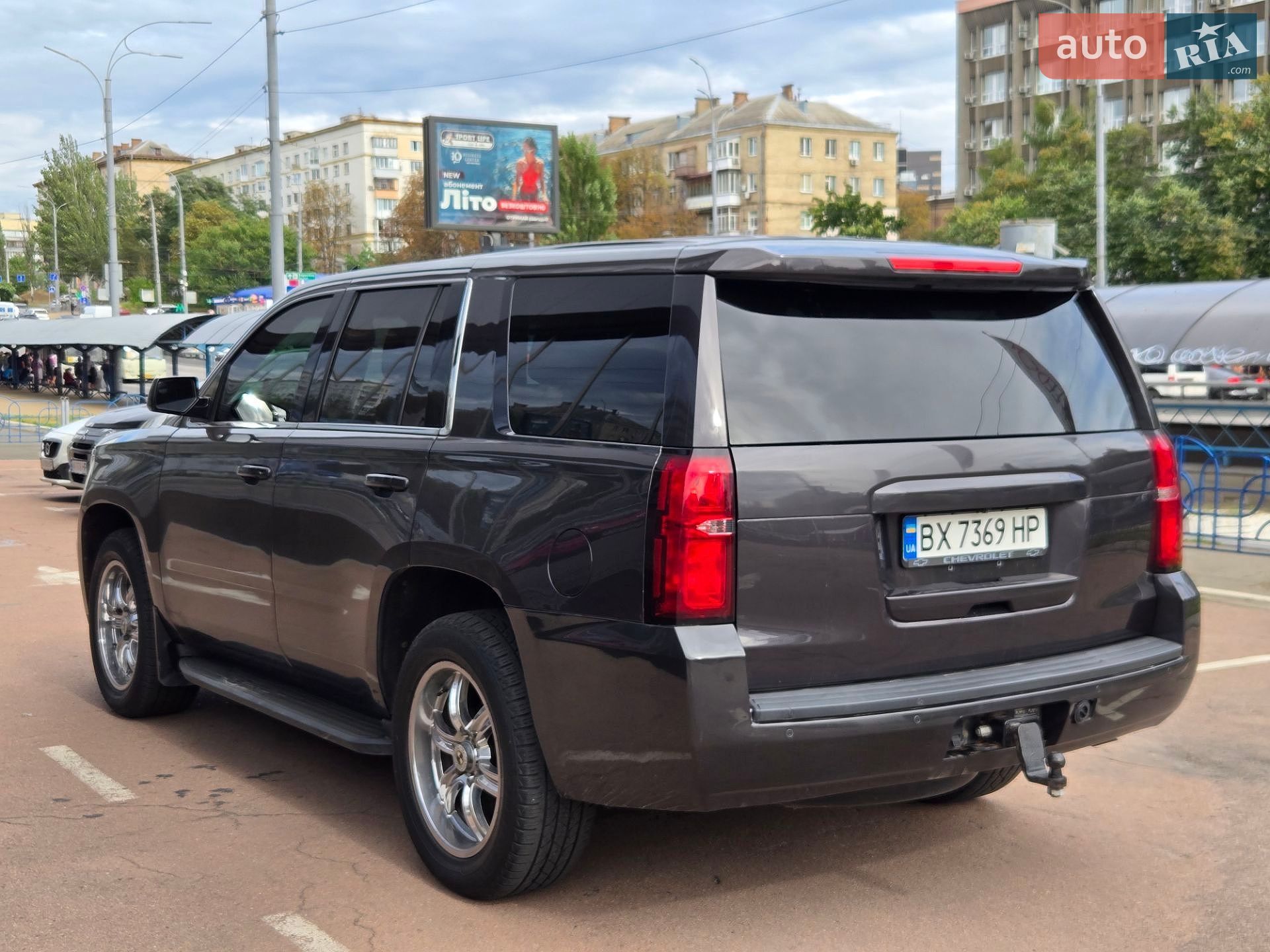 Chevrolet Tahoe 2016 VIN 1GNSKDEC8GR445855 фото оголошення 5 з 28