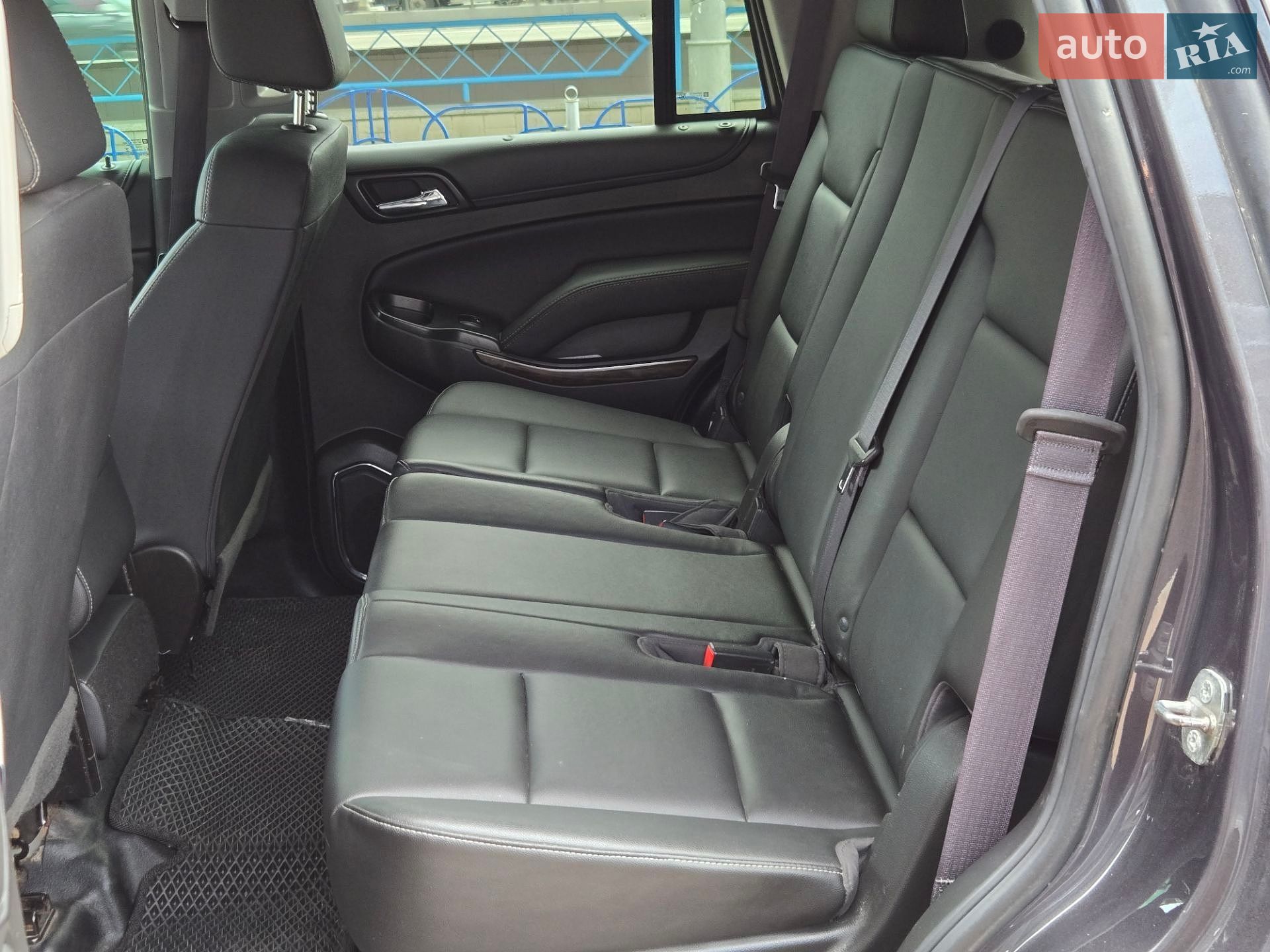 Chevrolet Tahoe 2016 VIN 1GNSKDEC8GR445855 фото оголошення 15 з 28