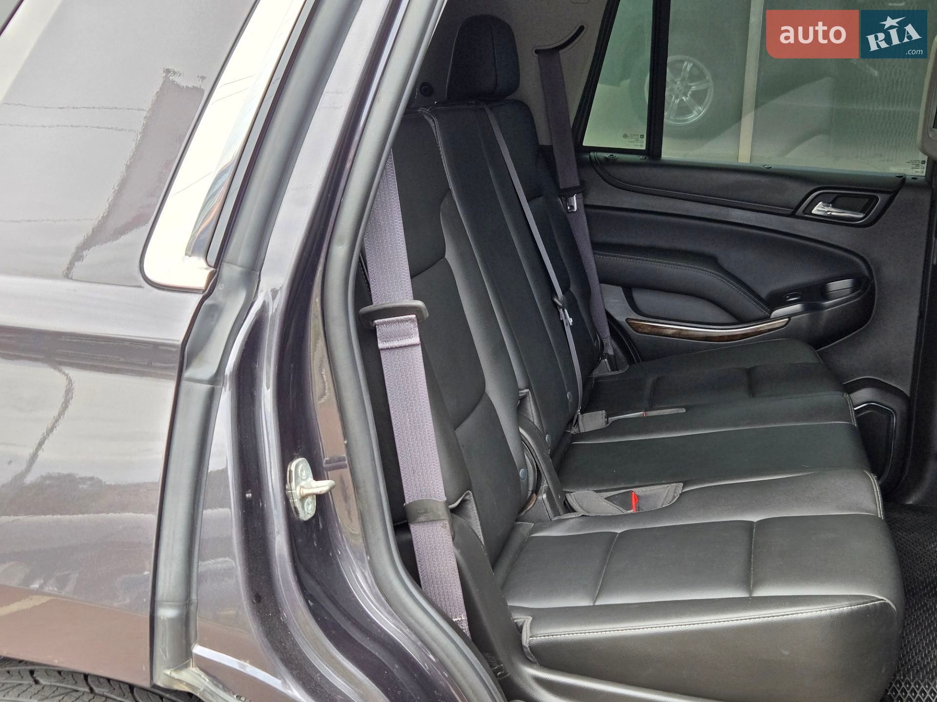 Chevrolet Tahoe 2016 VIN 1GNSKDEC8GR445855 фото оголошення 17 з 28