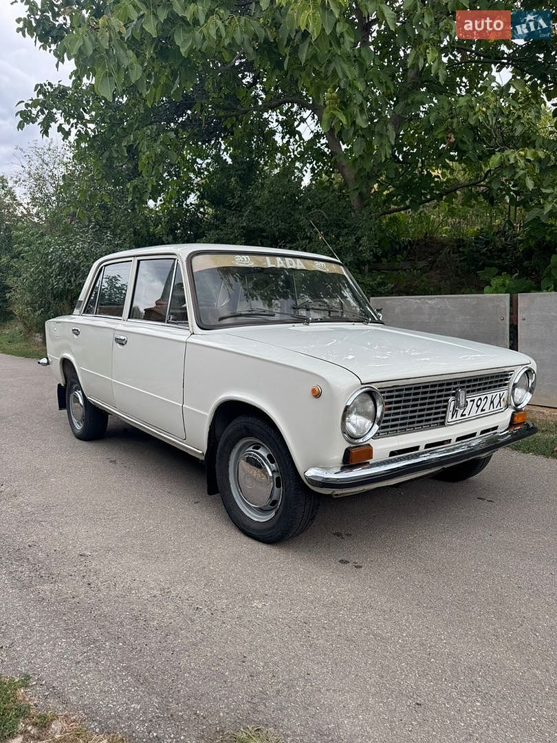 ВАЗ / Lada 2101 1983 VIN XTA21013004248833 фото оголошення 2 з 21