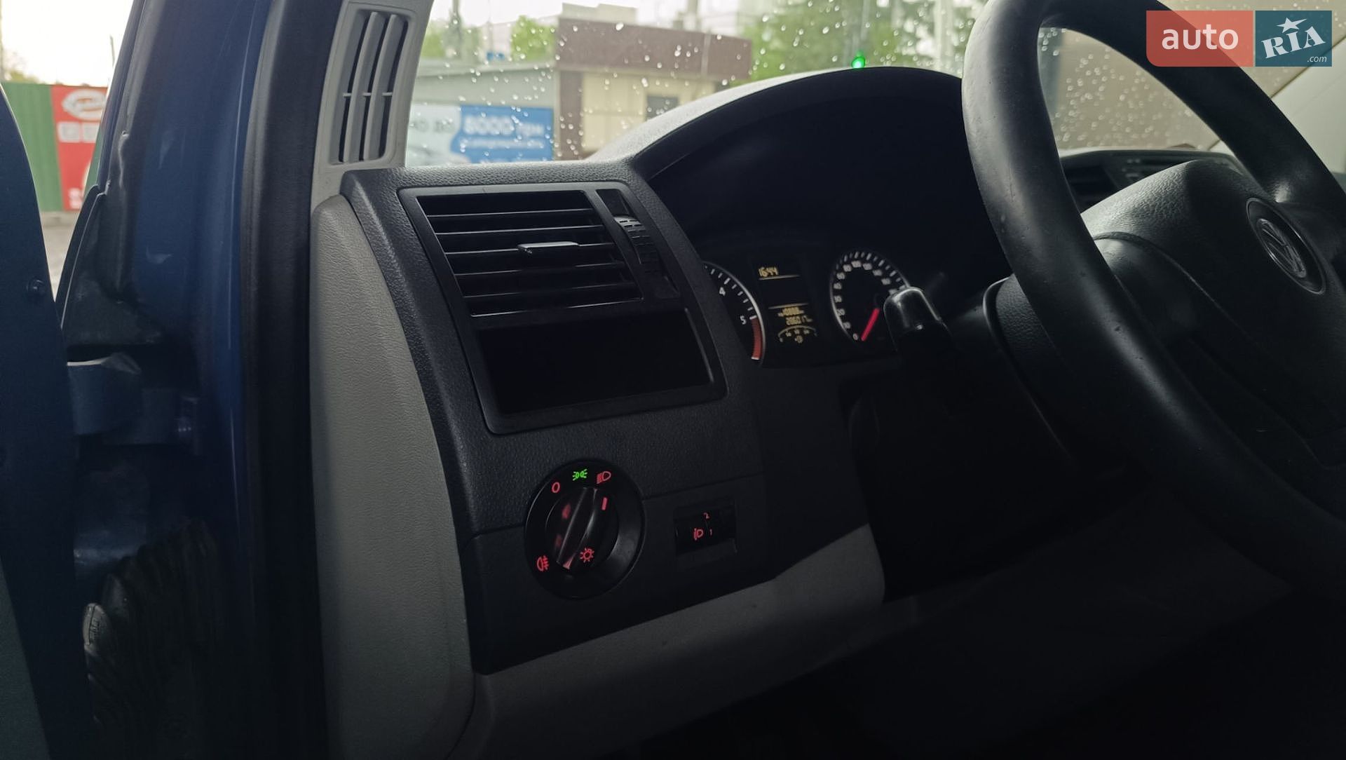 Volkswagen Transporter 2013 VIN WV1ZZZ7HZEH008129 фото оголошення 41 з 45