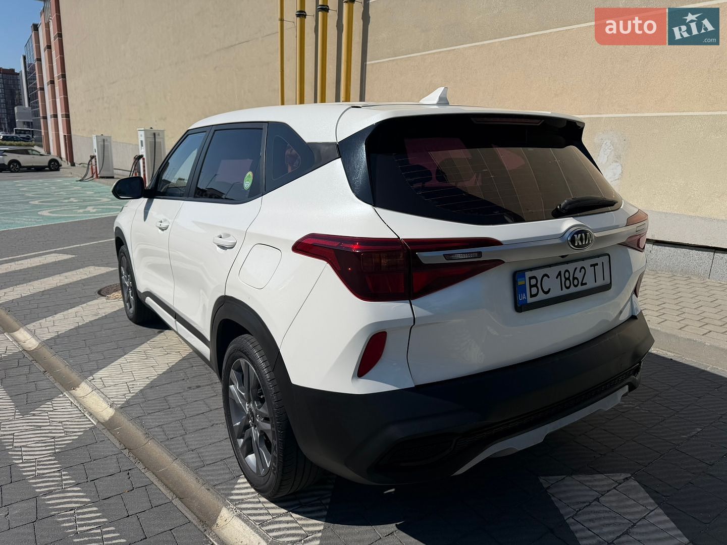 Kia Seltos 2019 VIN KNAEU815GLK008201 фото оголошення 7 з 42