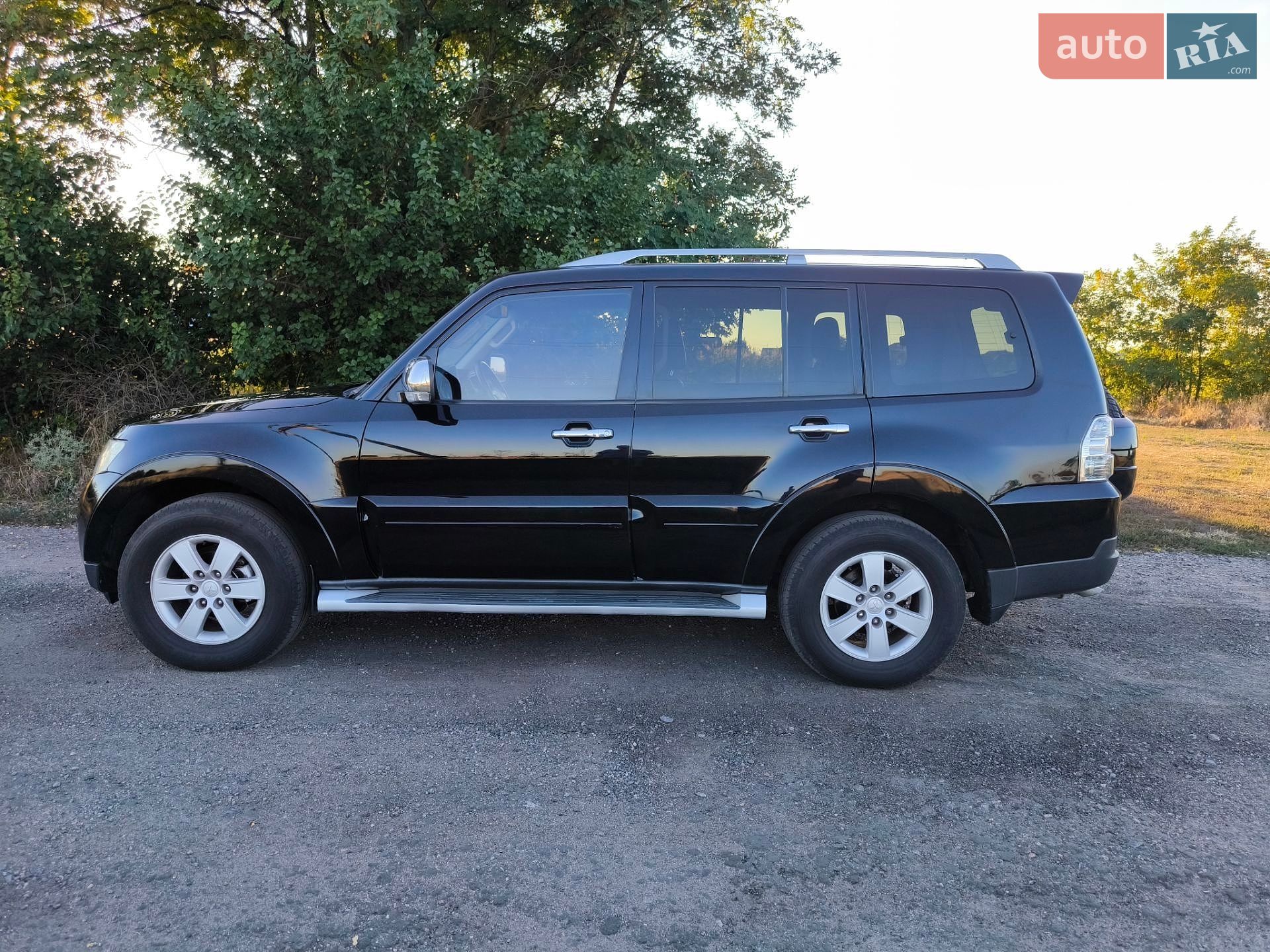 Mitsubishi Pajero Wagon 2007 VIN JMYLRV93W8J000696 фото оголошення 5 з 38