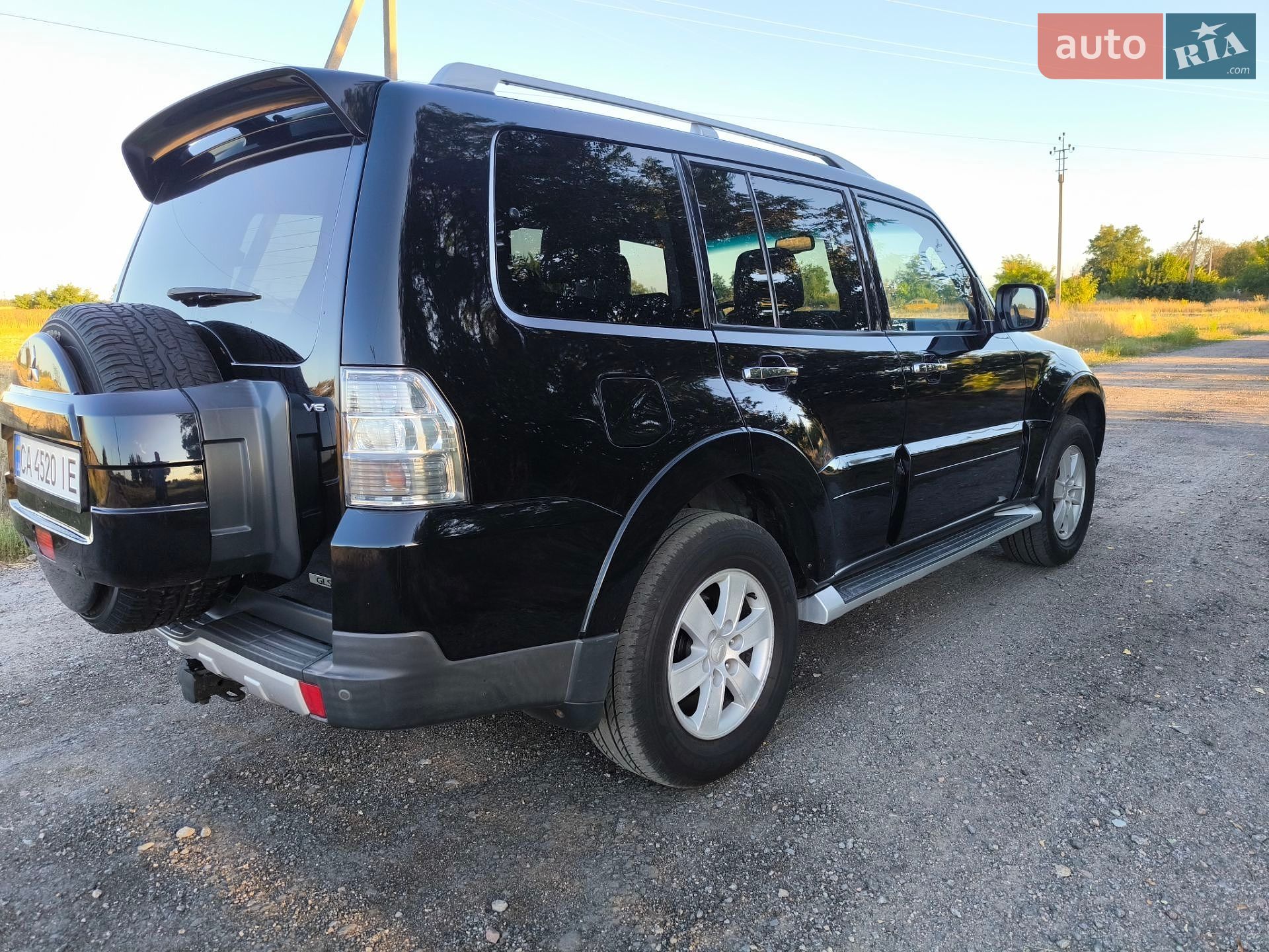 Mitsubishi Pajero Wagon 2007 VIN JMYLRV93W8J000696 фото оголошення 6 з 38