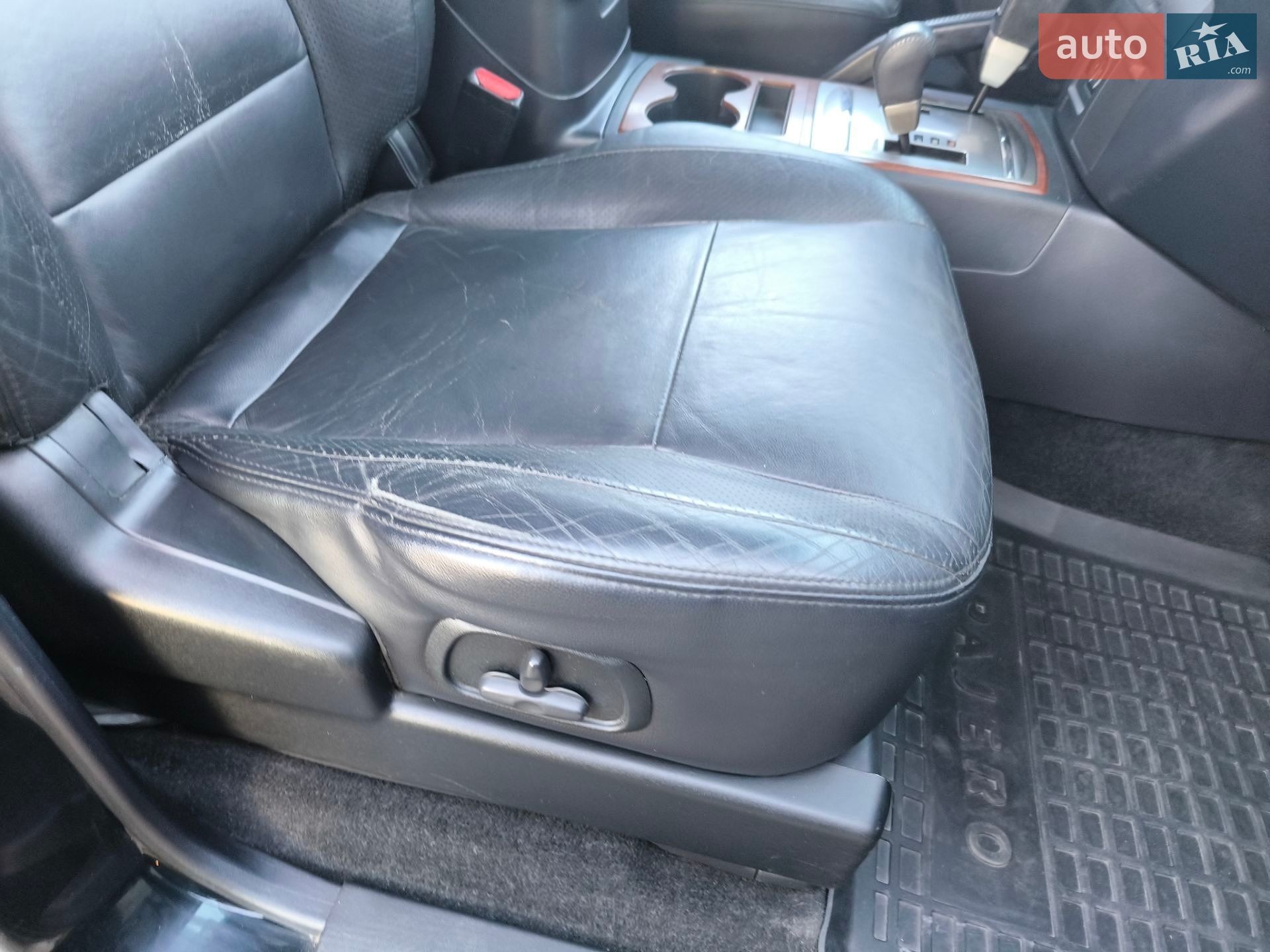 Mitsubishi Pajero Wagon 2007 VIN JMYLRV93W8J000696 фото оголошення 32 з 38