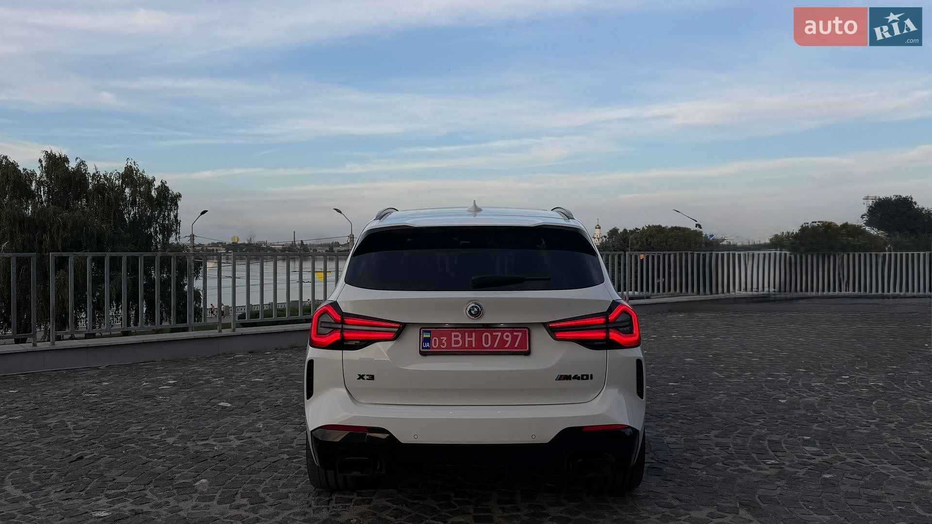 BMW X3 2023 VIN 5UX83DP00P9S39432 фото оголошення 2 з 23